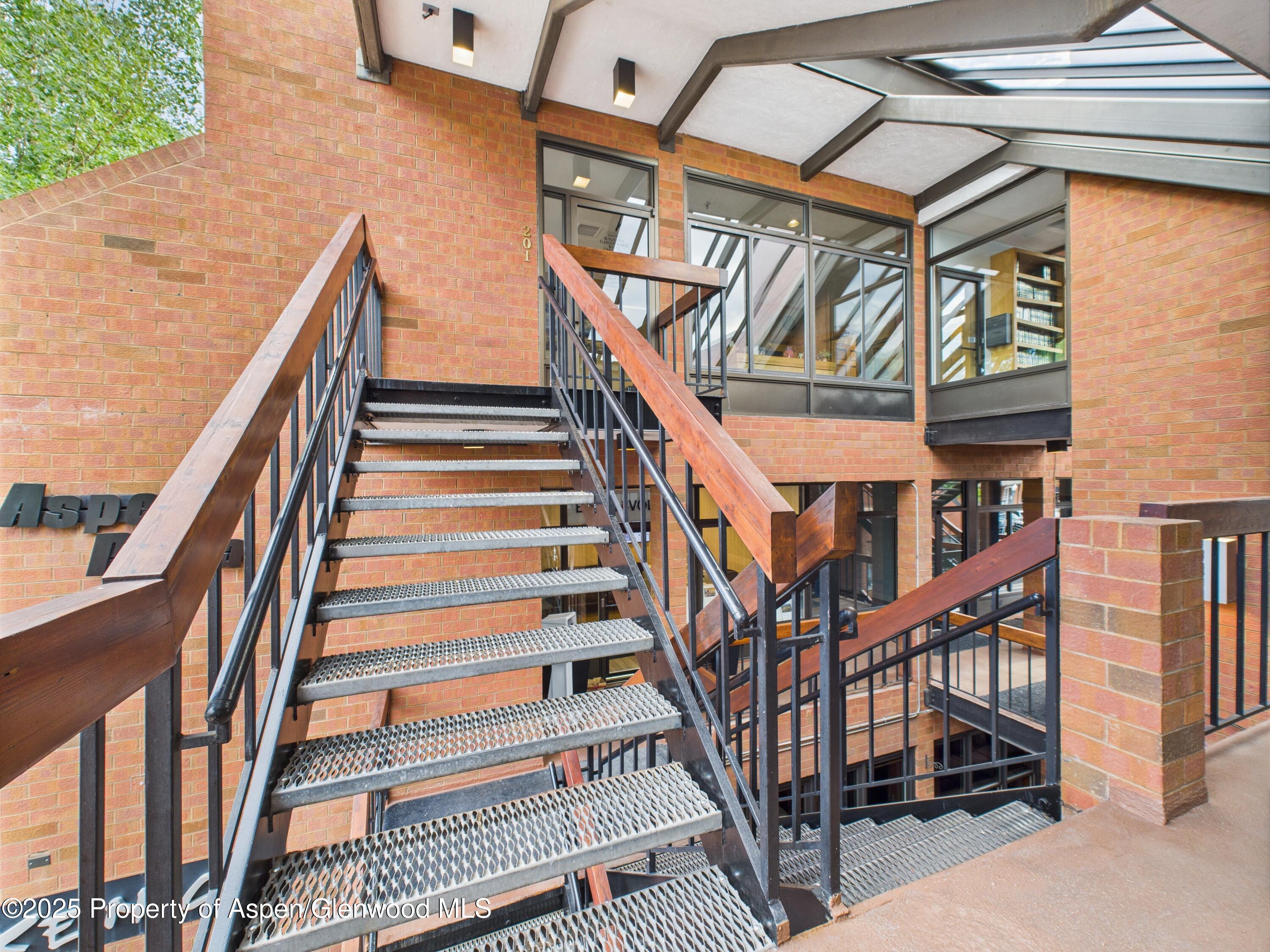 533 E Hopkins Avenue Aspen CO 81611