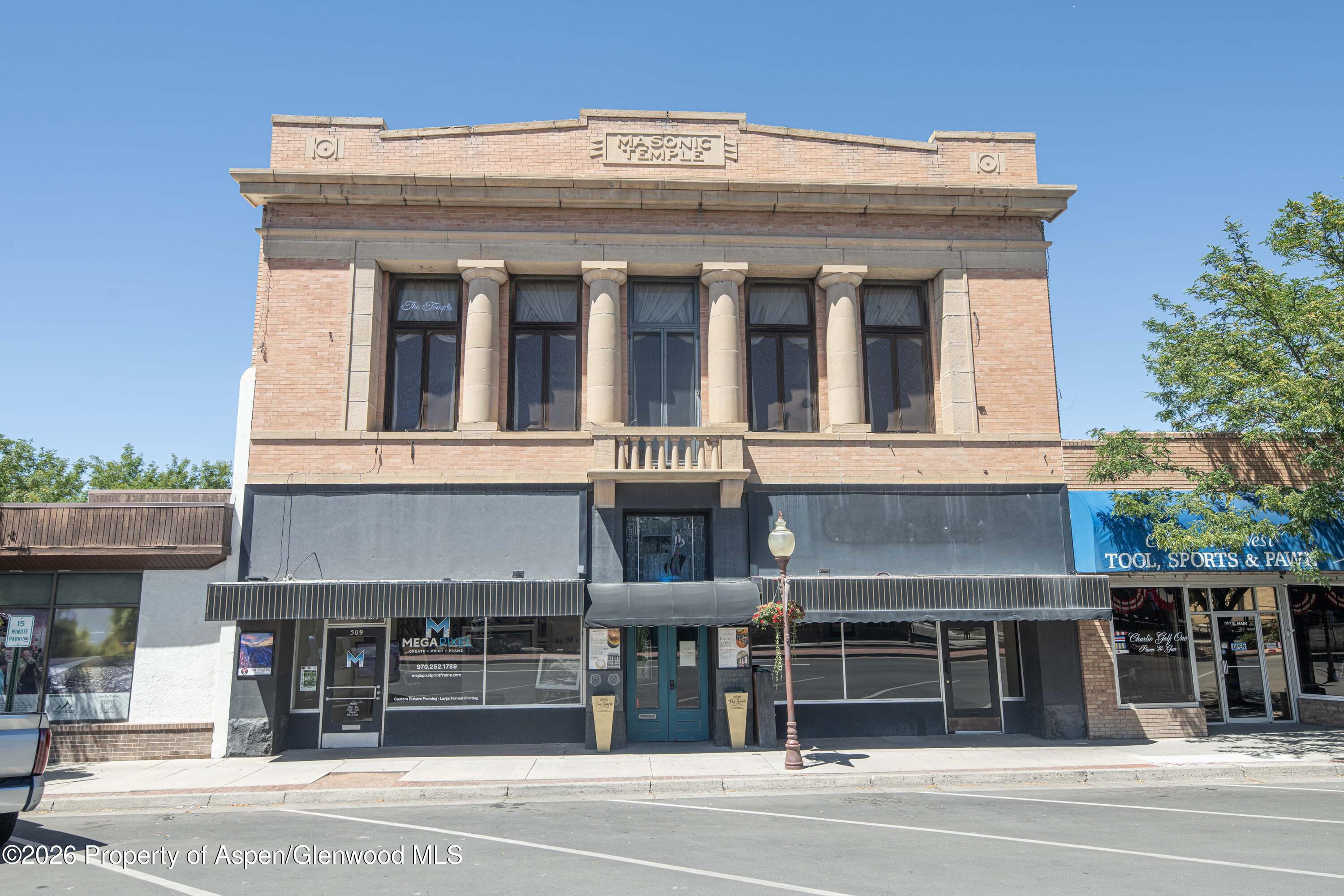 513 E Main Street Montrose CO 81401
