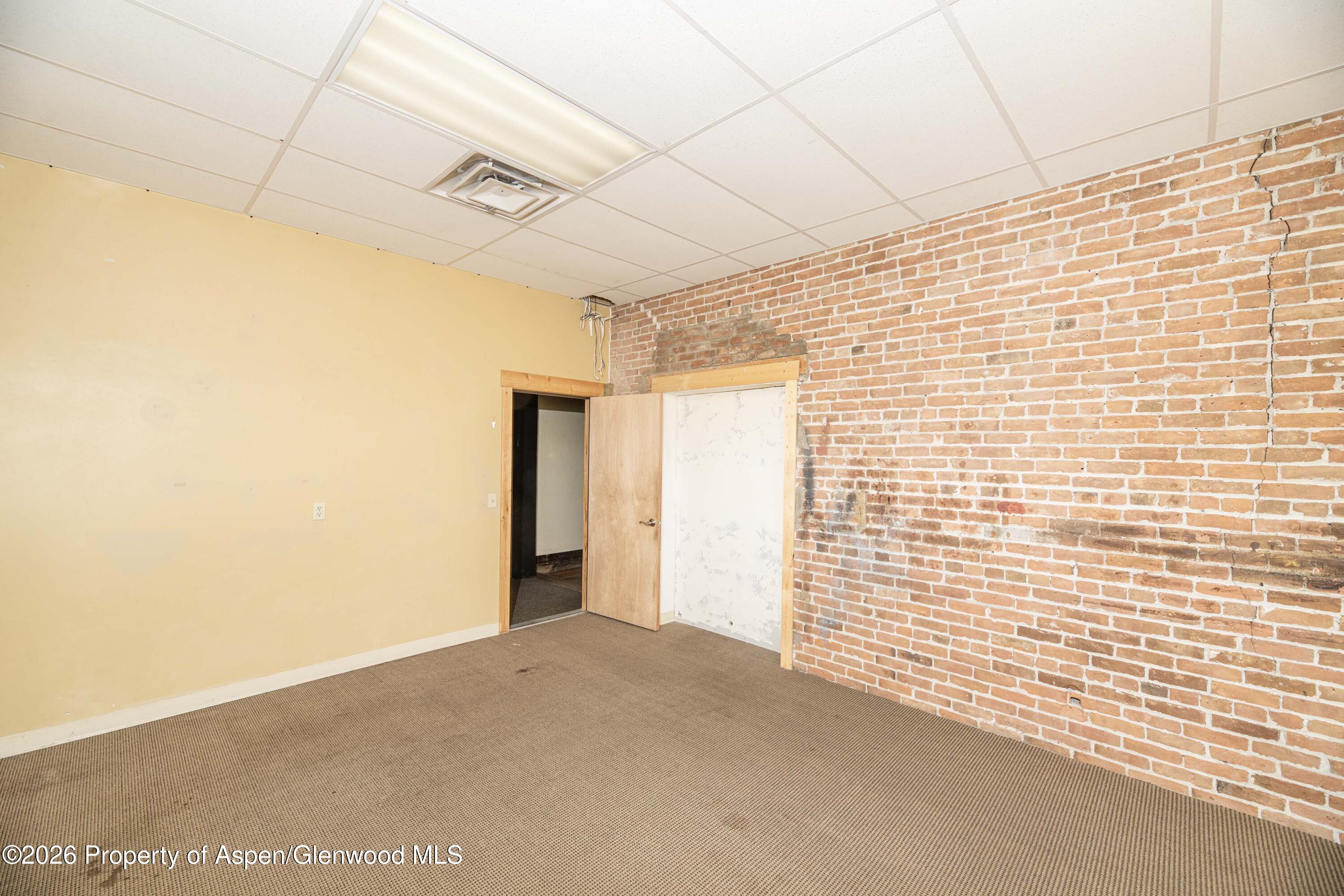 513 E Main Street Montrose CO 81401