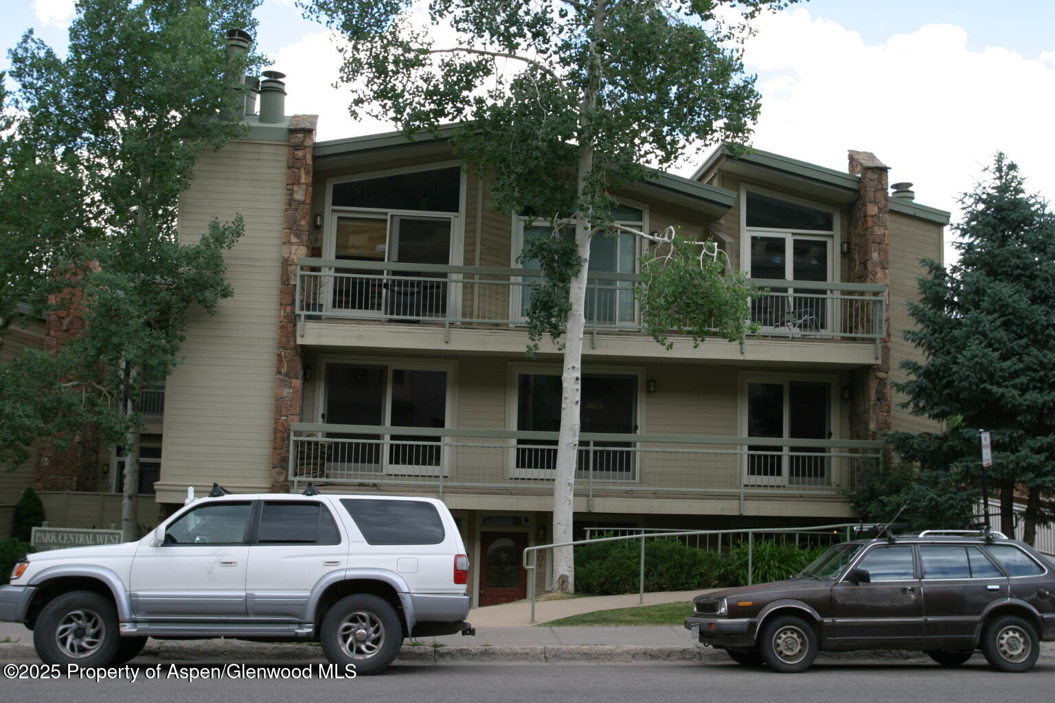 210 E Hyman Avenue Aspen CO 81611