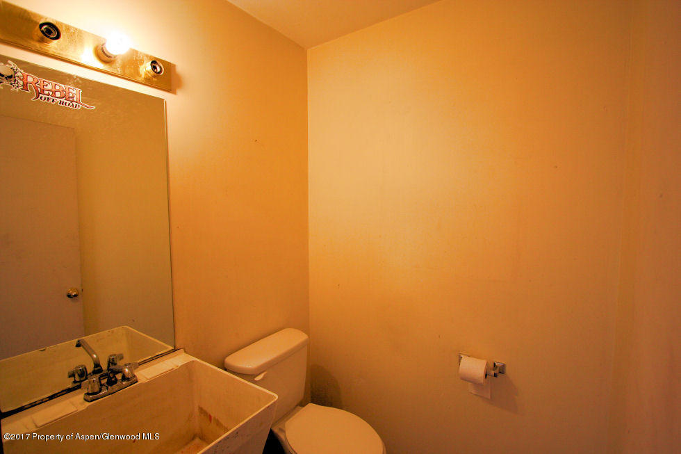 1811 Dolores Way Carbondale CO 81623