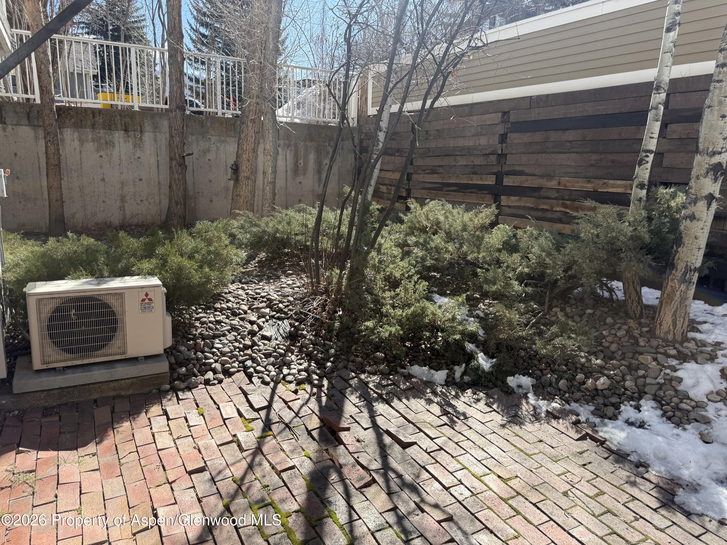 617 W Main Street Aspen CO 81611
