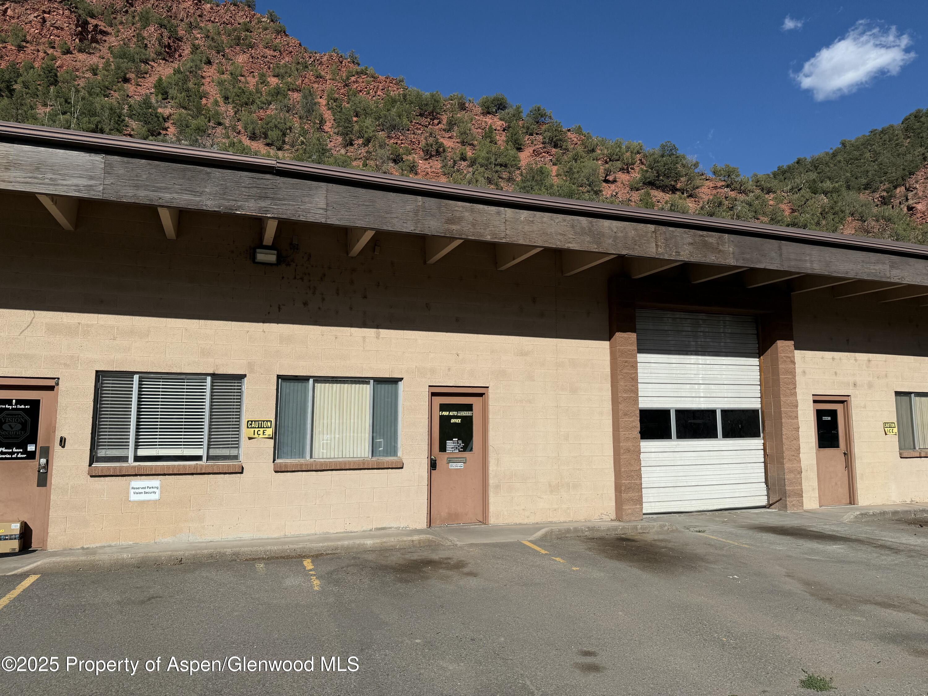 Glenwood Springs CO, 3710 Highway 82, Unit 4