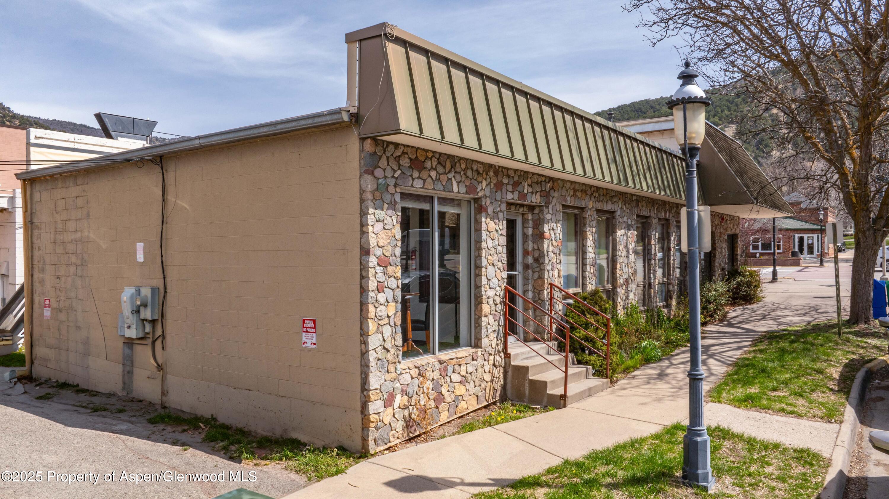 931 Grand Avenue Glenwood Springs CO 81601