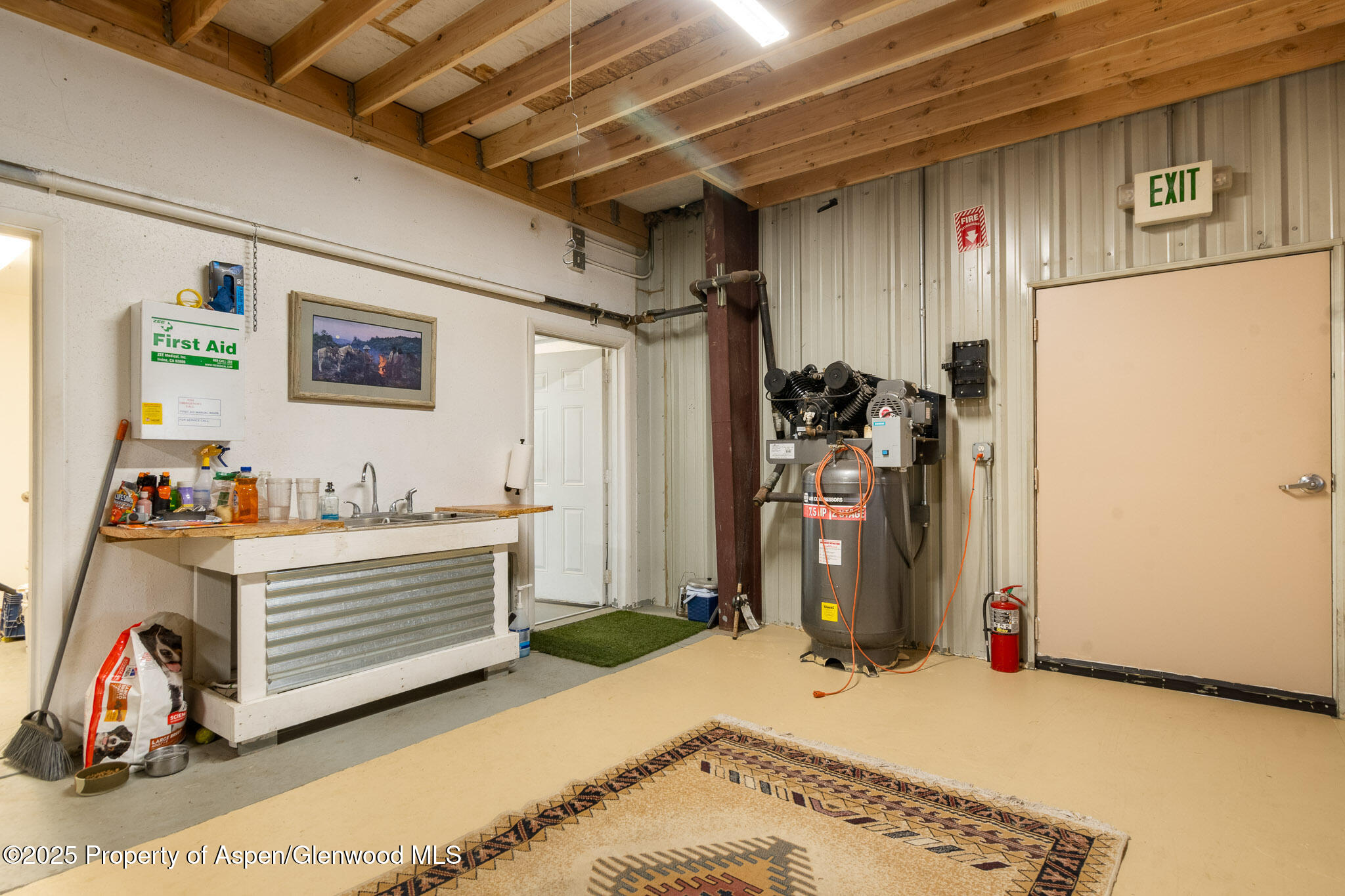 41008 County Road 5 Meeker CO 81641