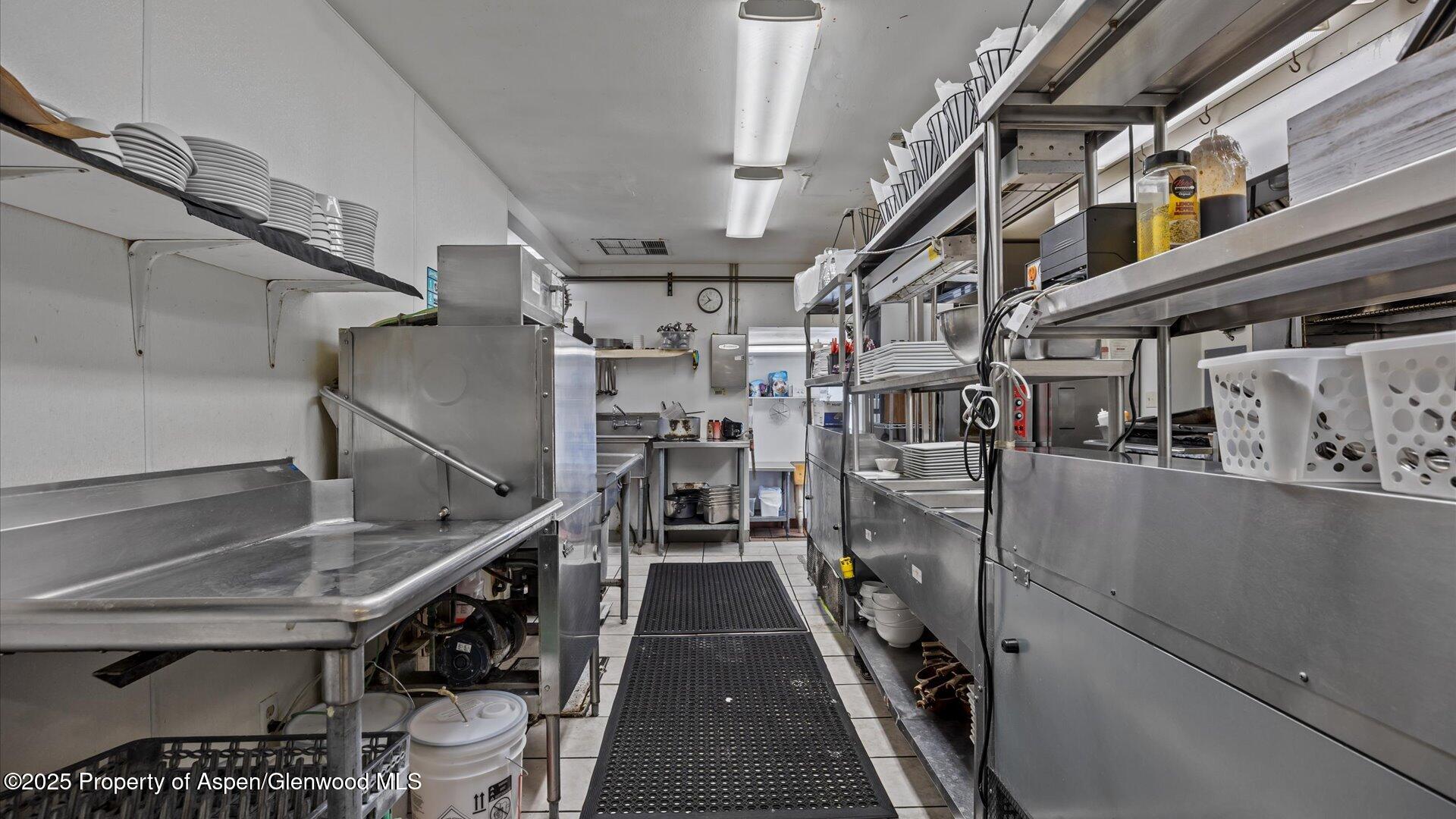 412 Park Avenue Rifle CO 81650