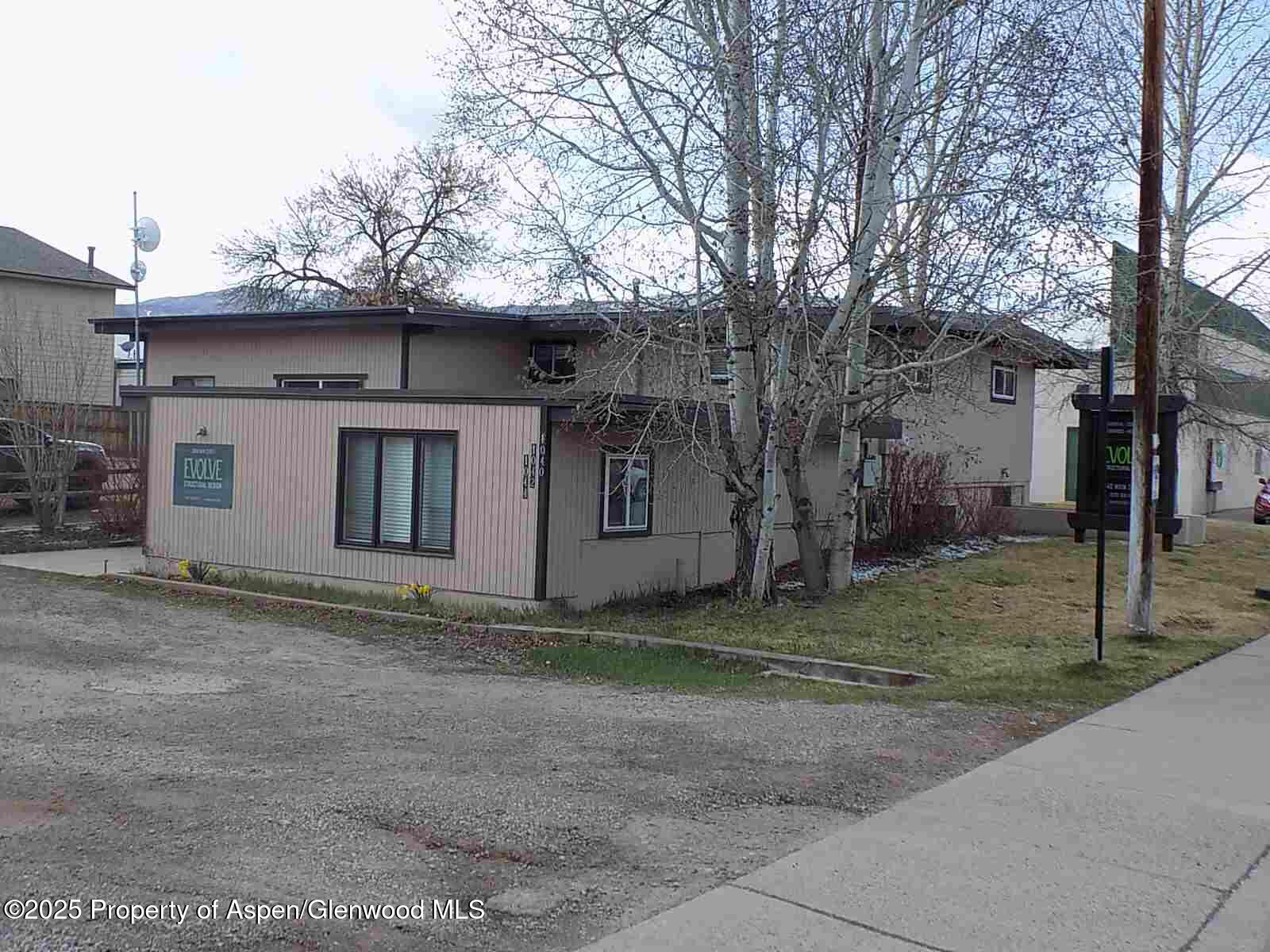 1044 Main Street Carbondale CO 81623