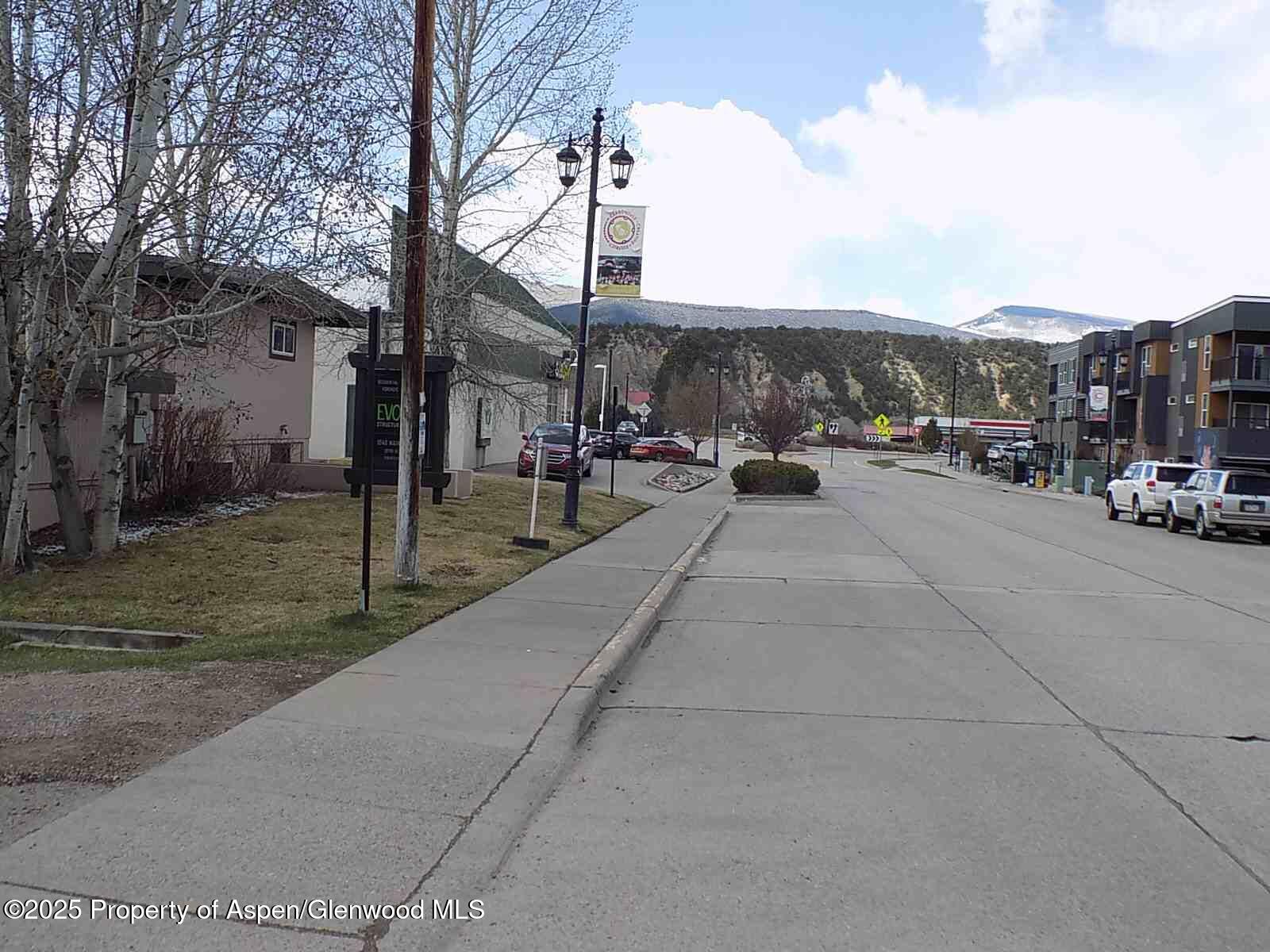 1044 Main Street Carbondale CO 81623