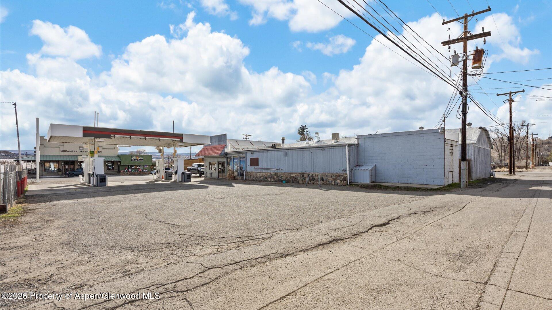 180 W Bridge Street Hotchkiss CO 81419