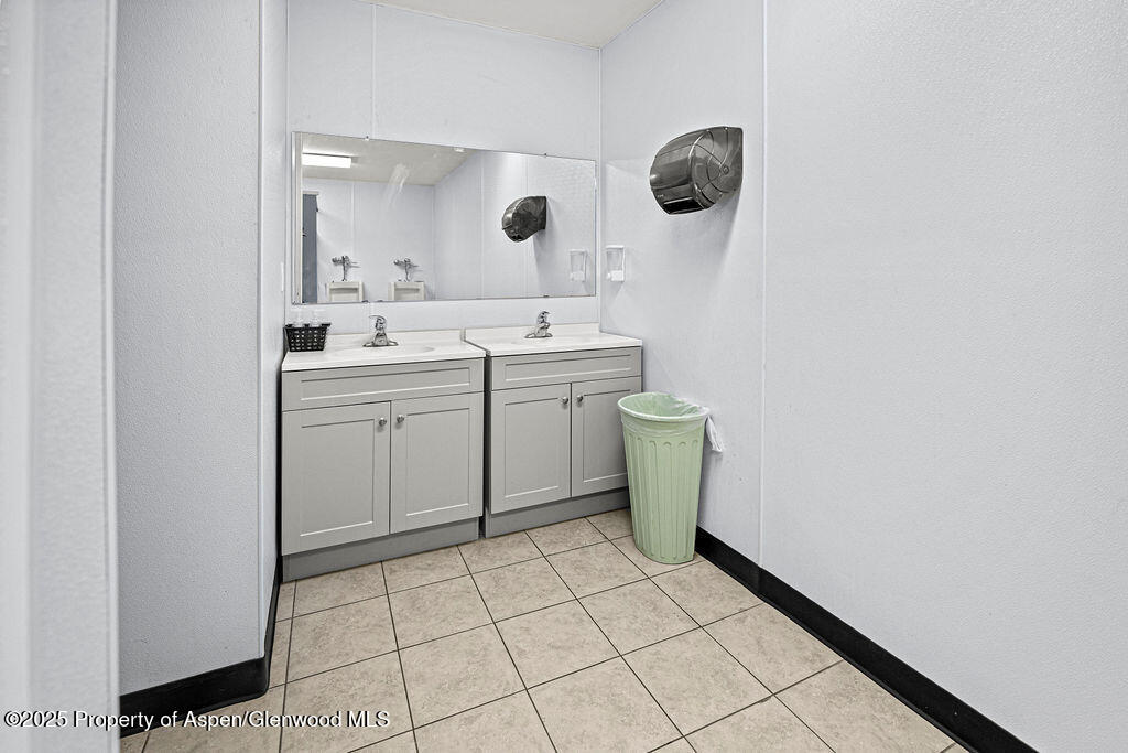 261 Commerce Street Craig CO 81625