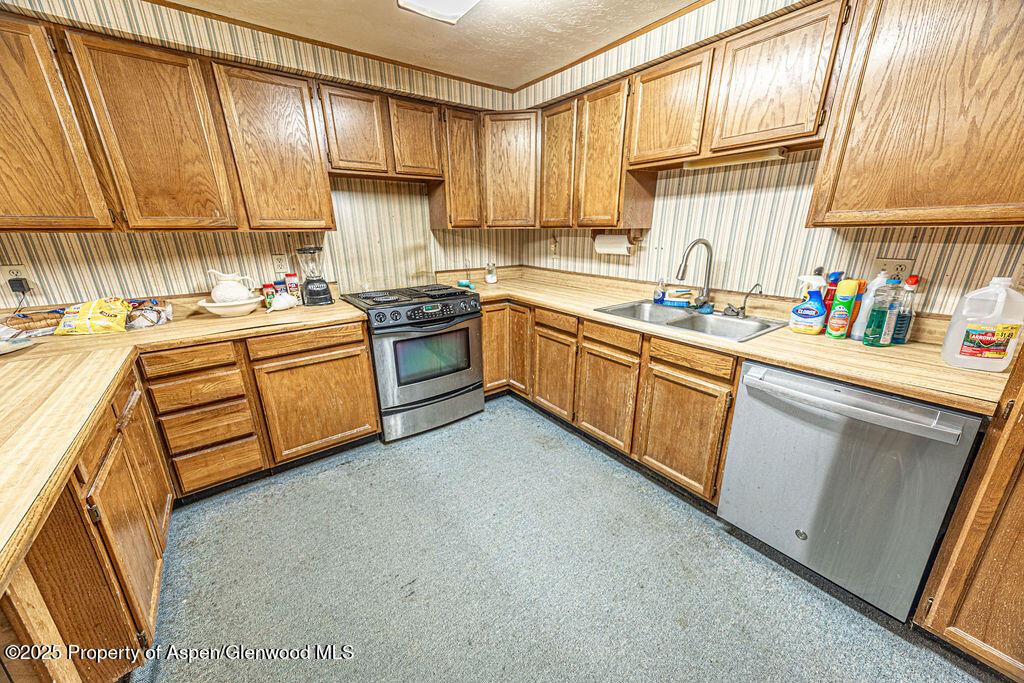 1790 W Victory Way Craig CO 81625