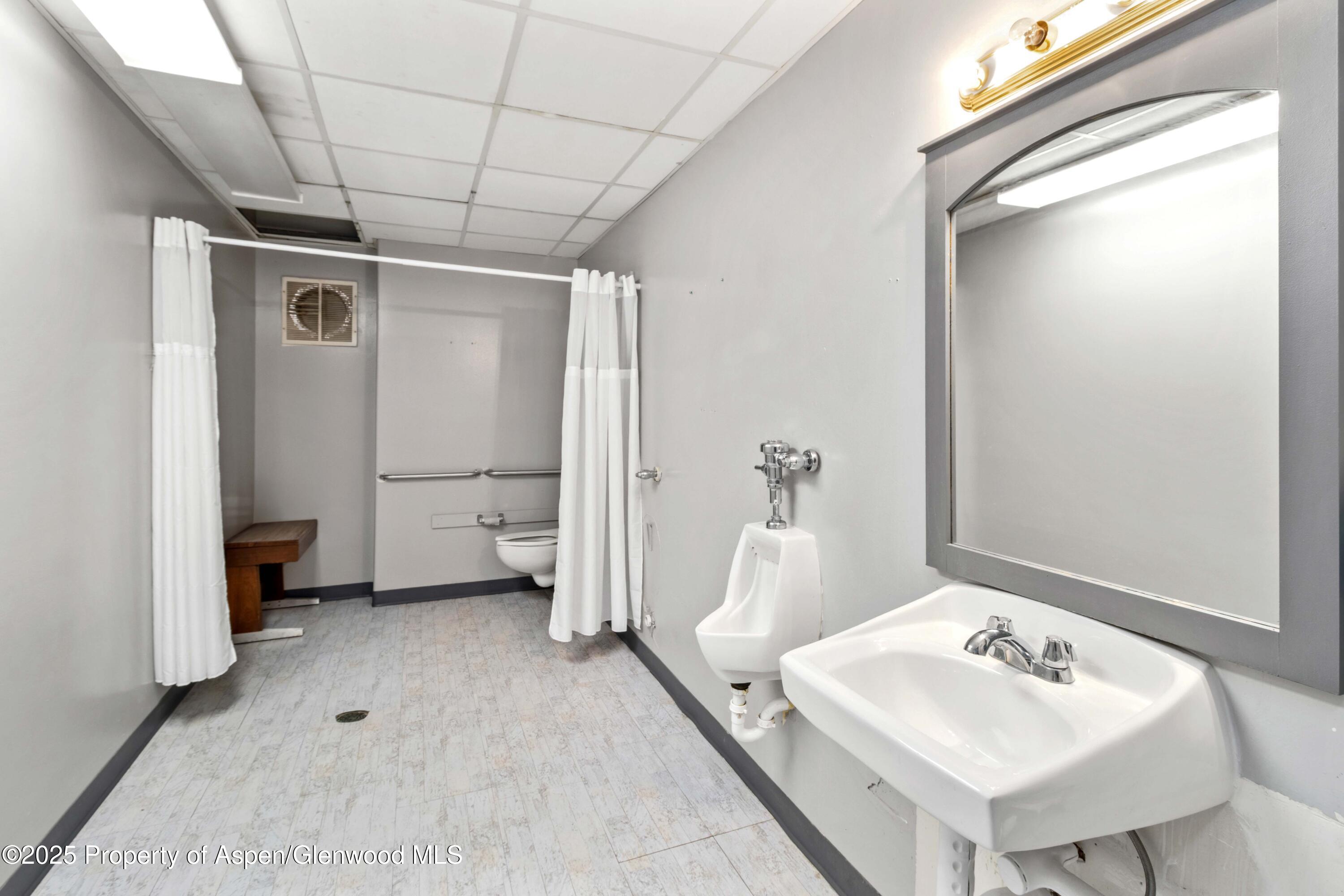 201 E 1st Street Parachute CO 81635