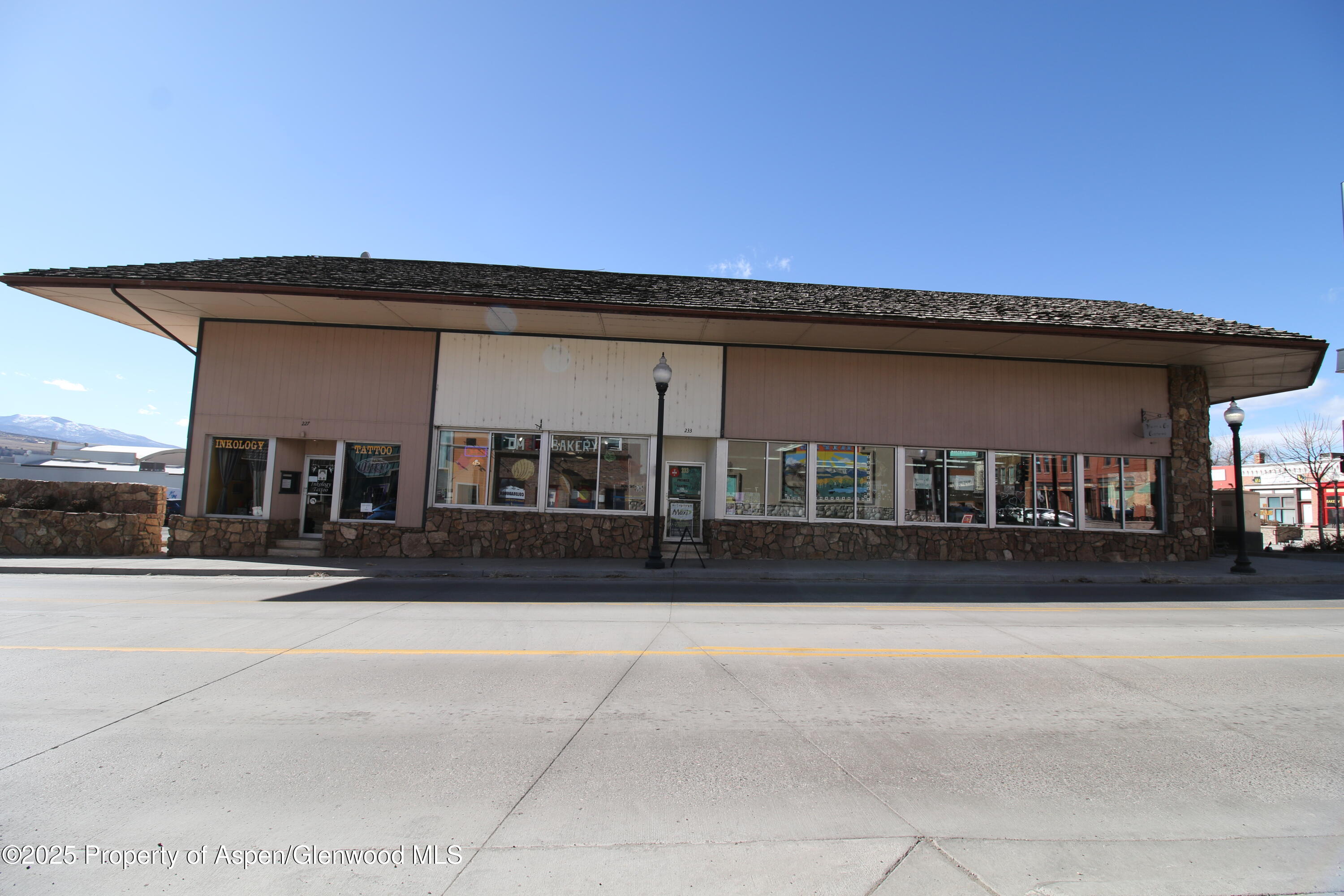 101 W 3rd Street Rifle CO 81650