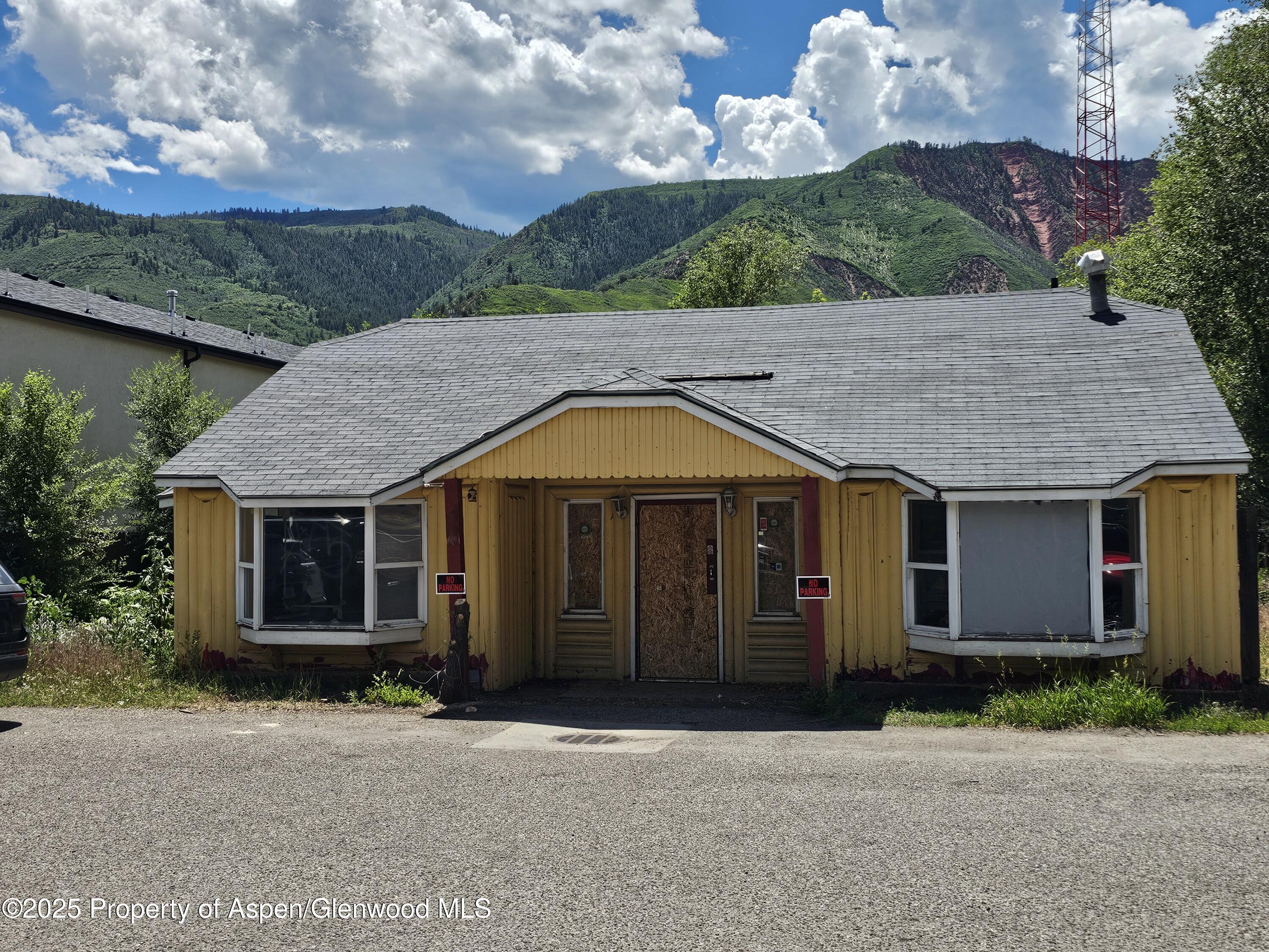 172 W 6th Street Glenwood Springs CO 81601