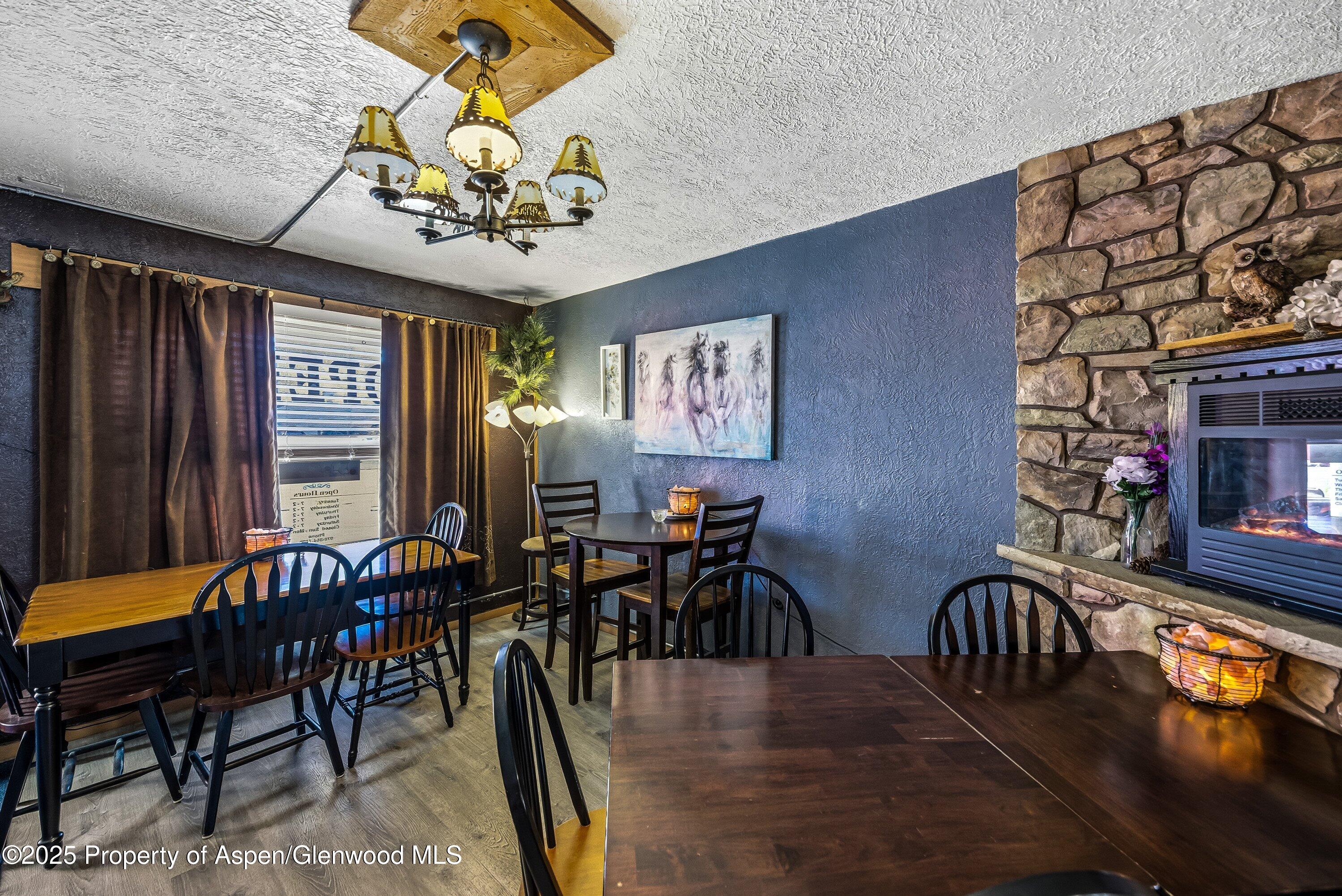 1047 N 1st Street Montrose CO 81401