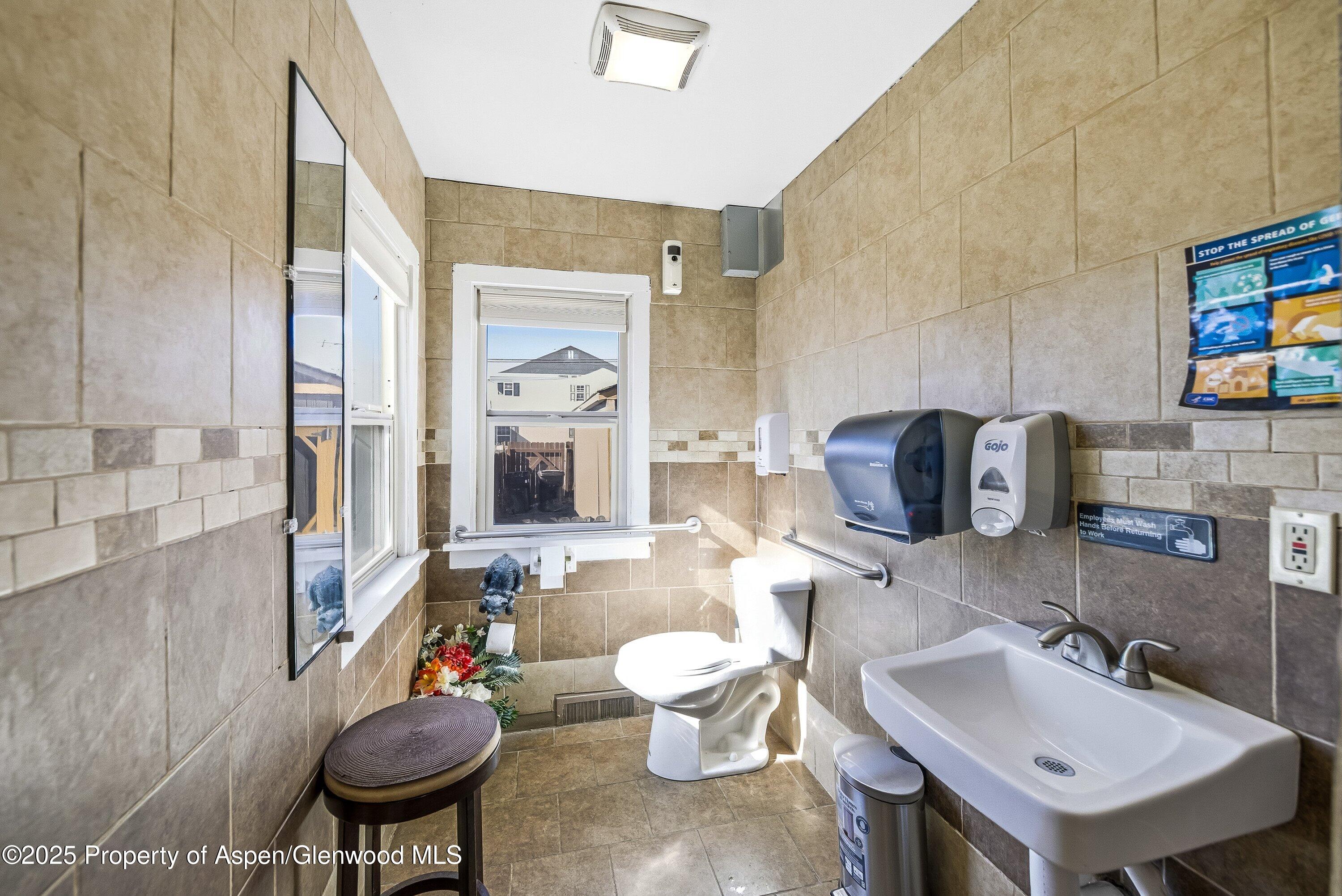 1047 N 1st Street Montrose CO 81401