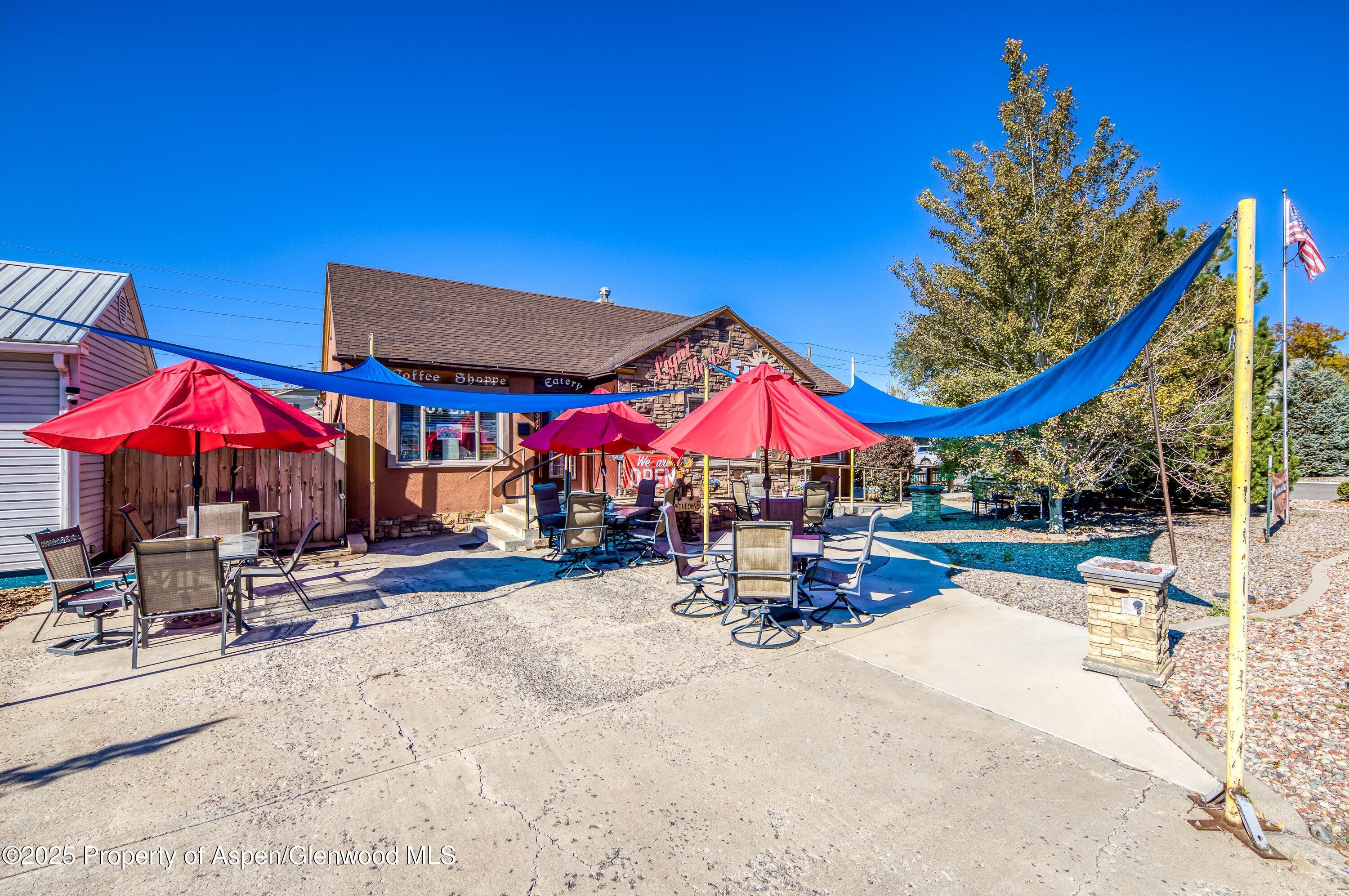 1047 N 1st Street Montrose CO 81401