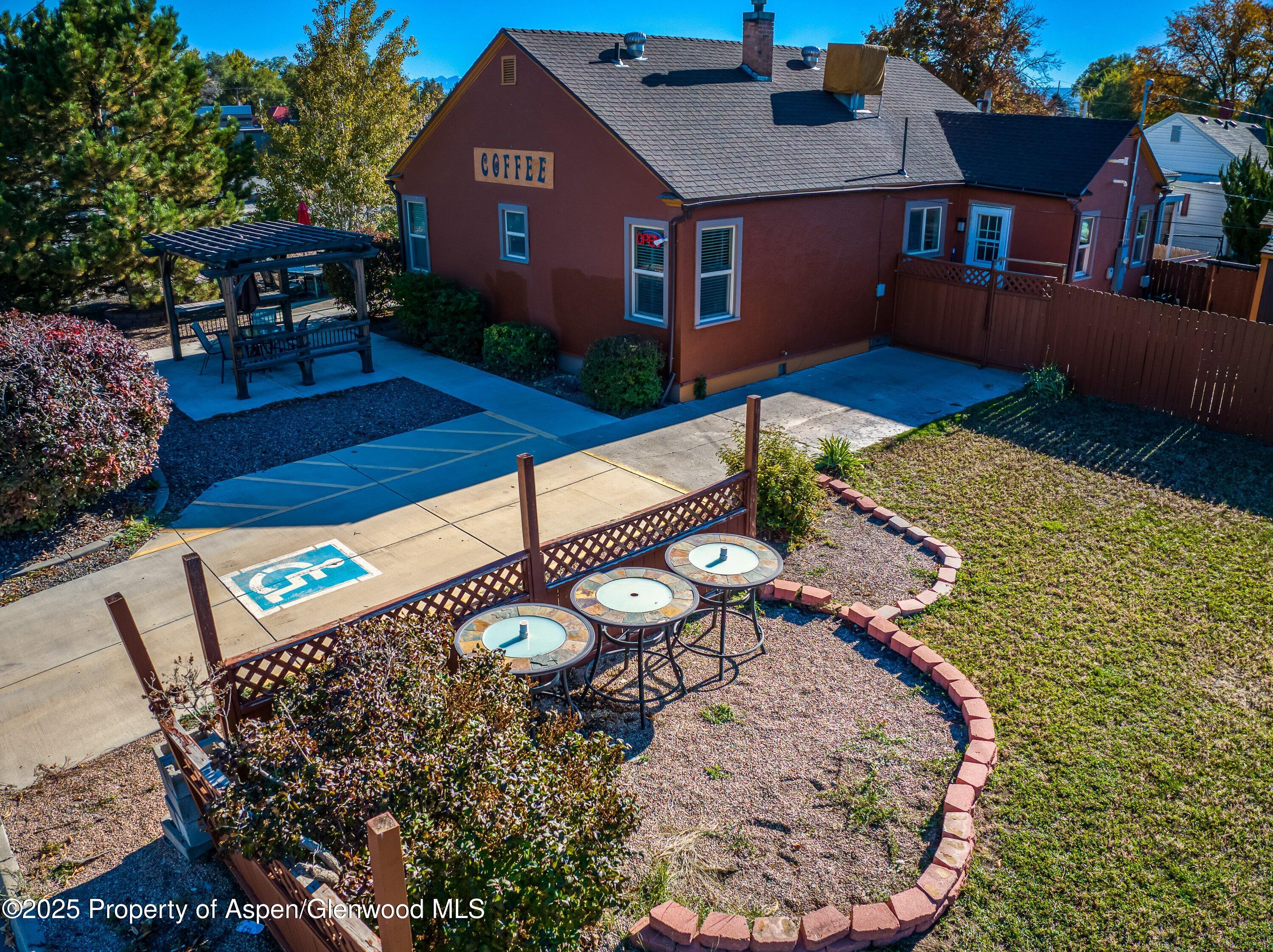 1047 N 1st Street Montrose CO 81401