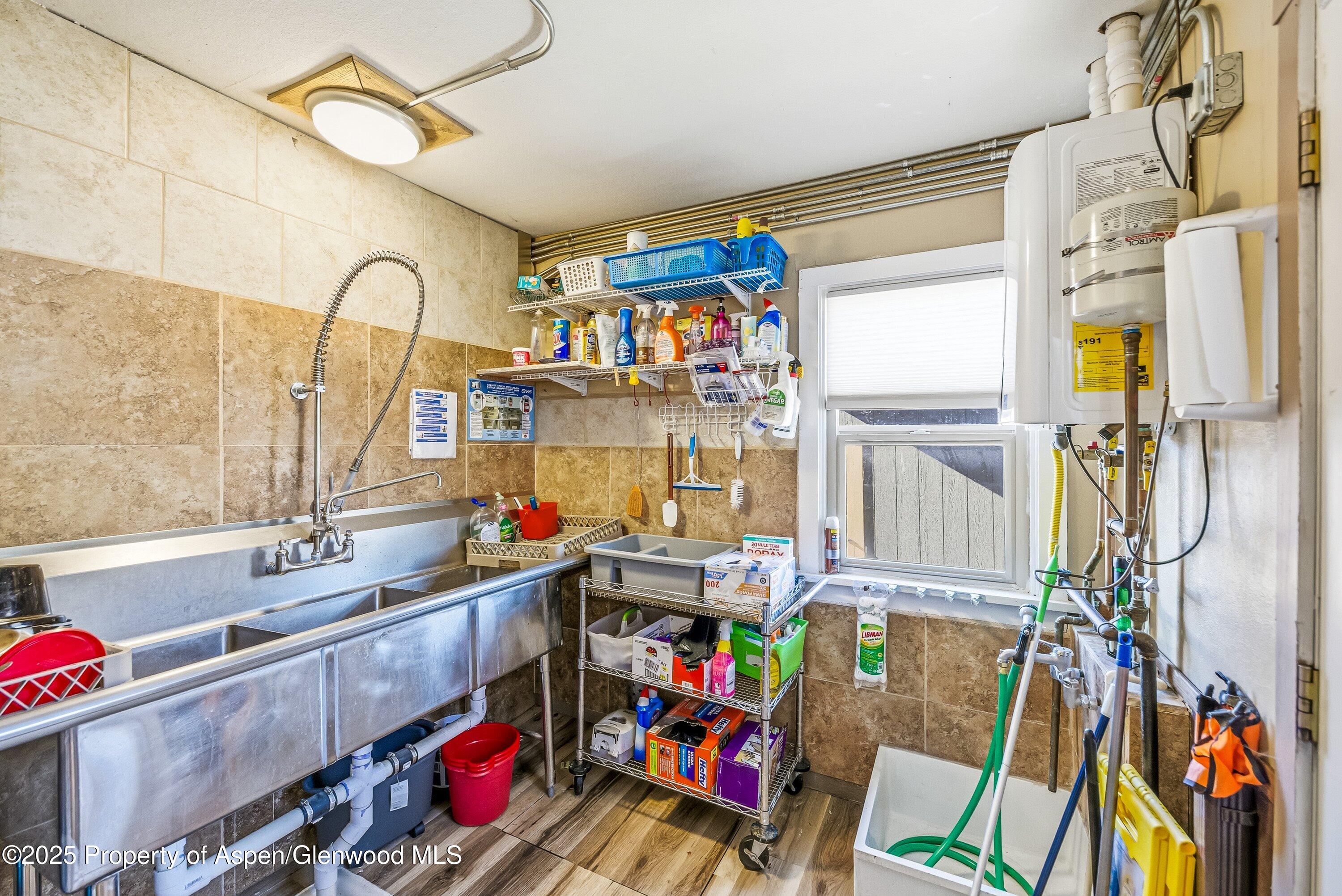 1047 N 1st Street Montrose CO 81401