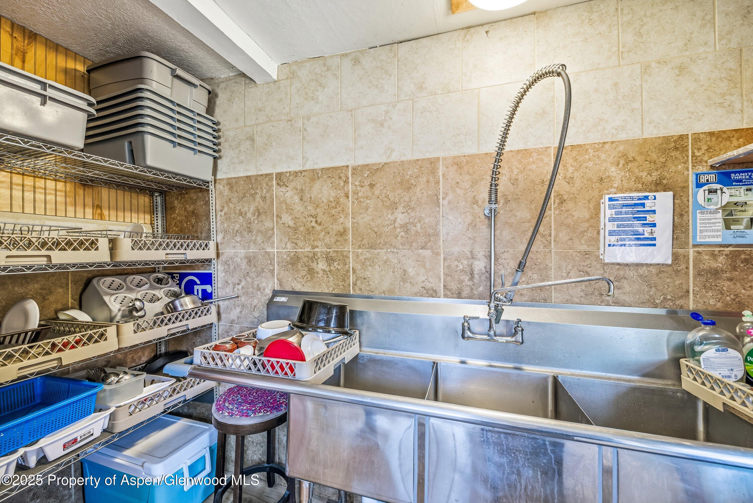 1047 N 1st Street Montrose CO 81401