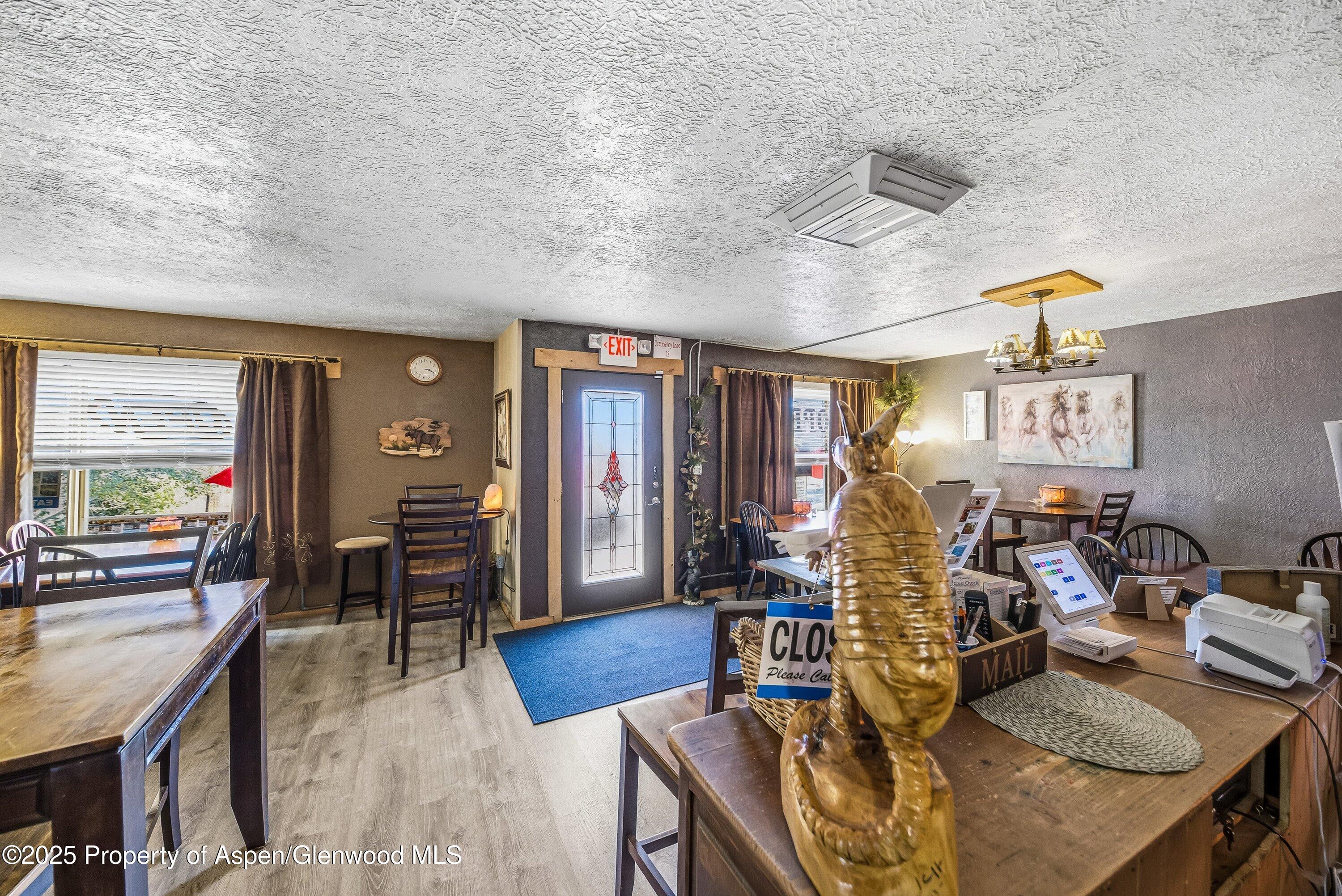 1047 N 1st Street Montrose CO 81401