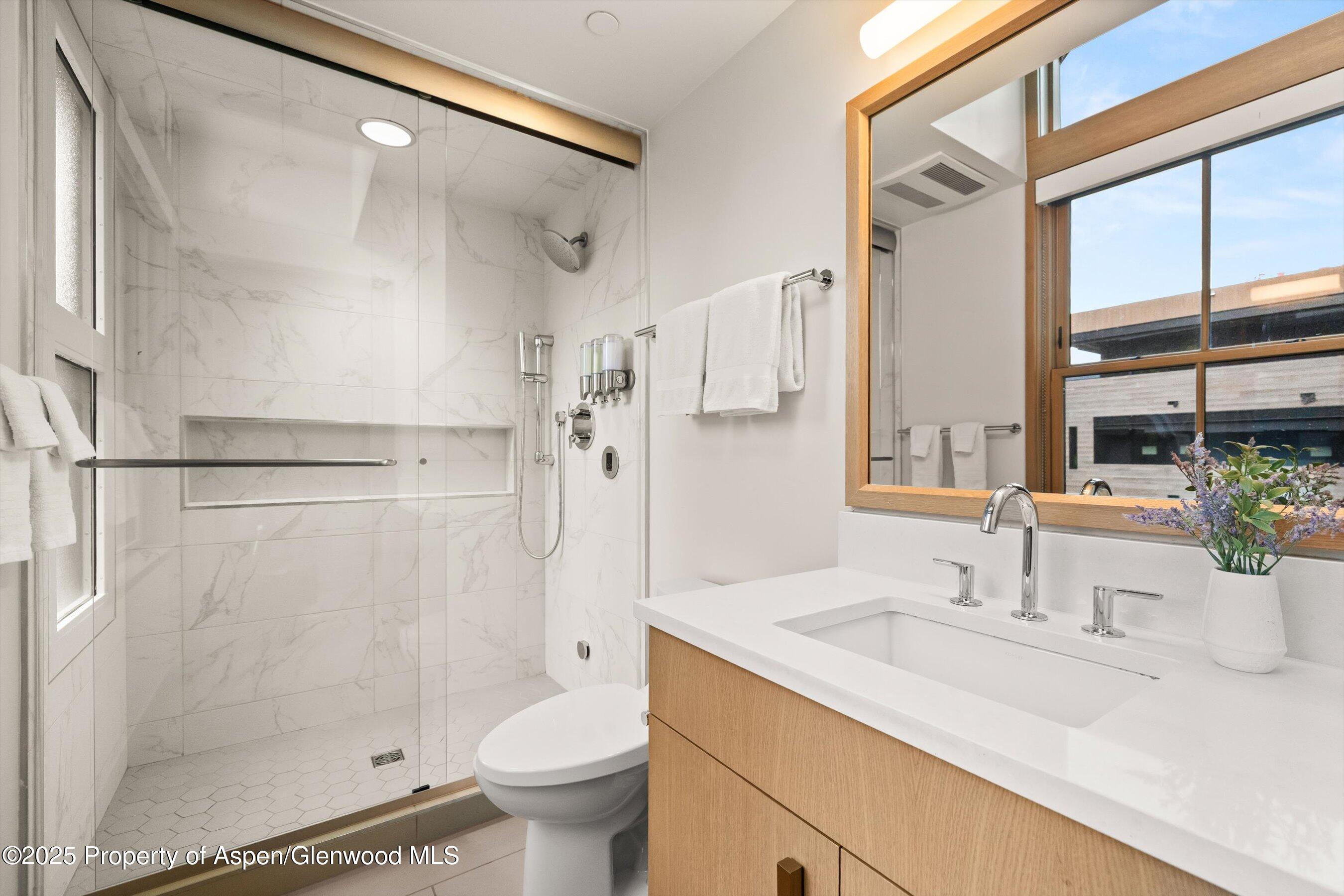 122 W Main Street Aspen CO 81611