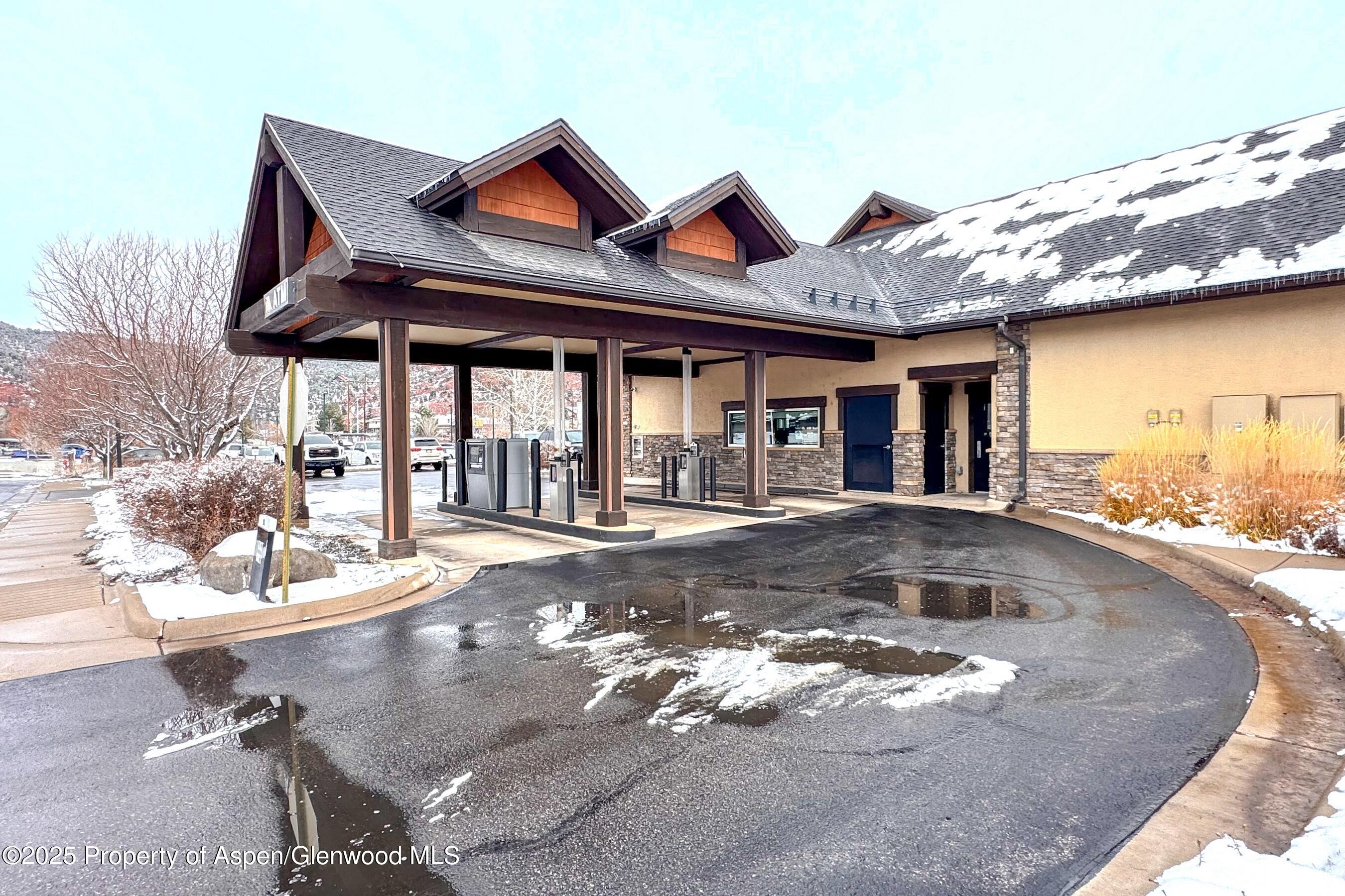 409 Dolores Way Carbondale CO 81623