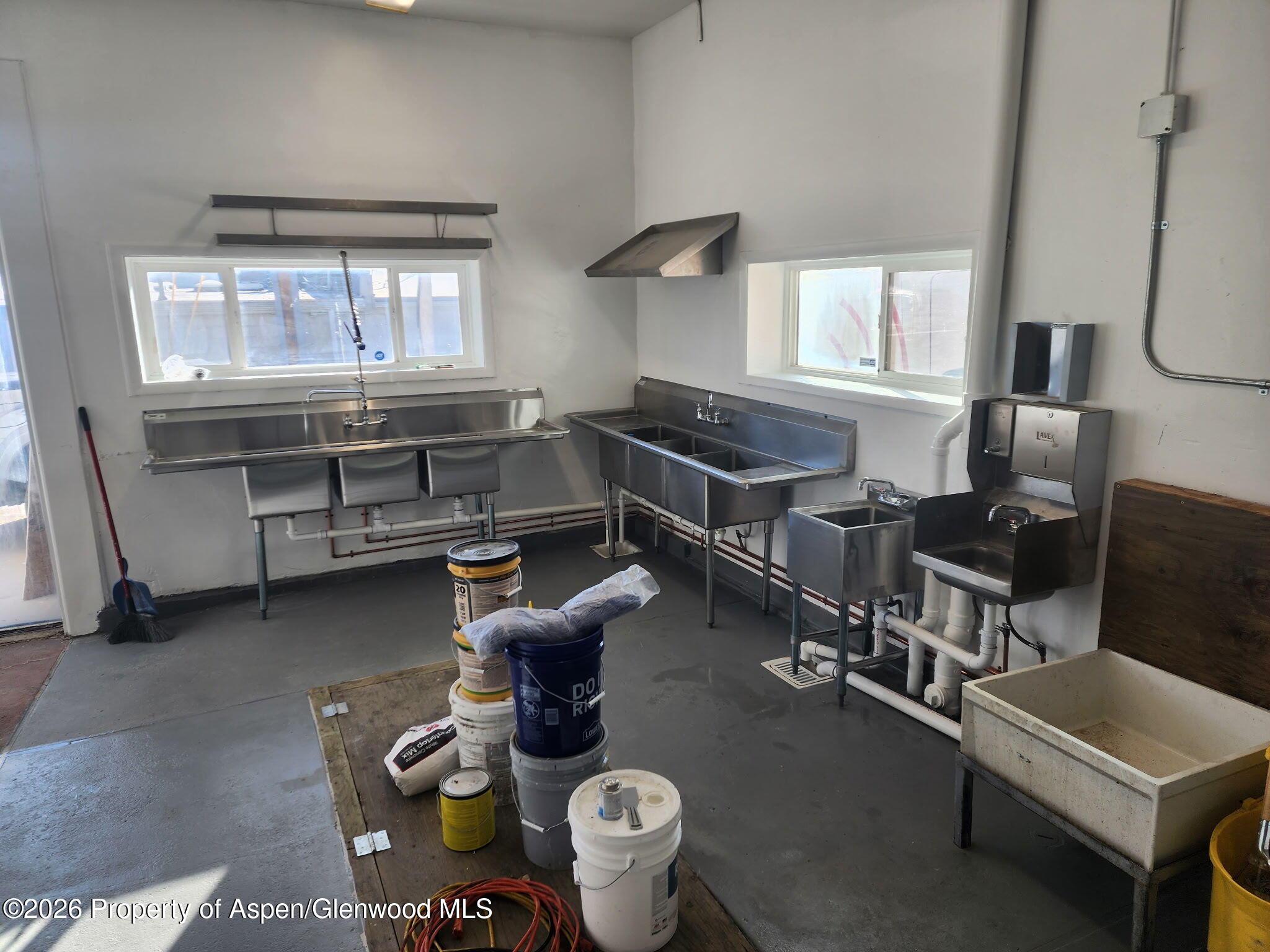 119 W 3rd Street Rifle CO 81650