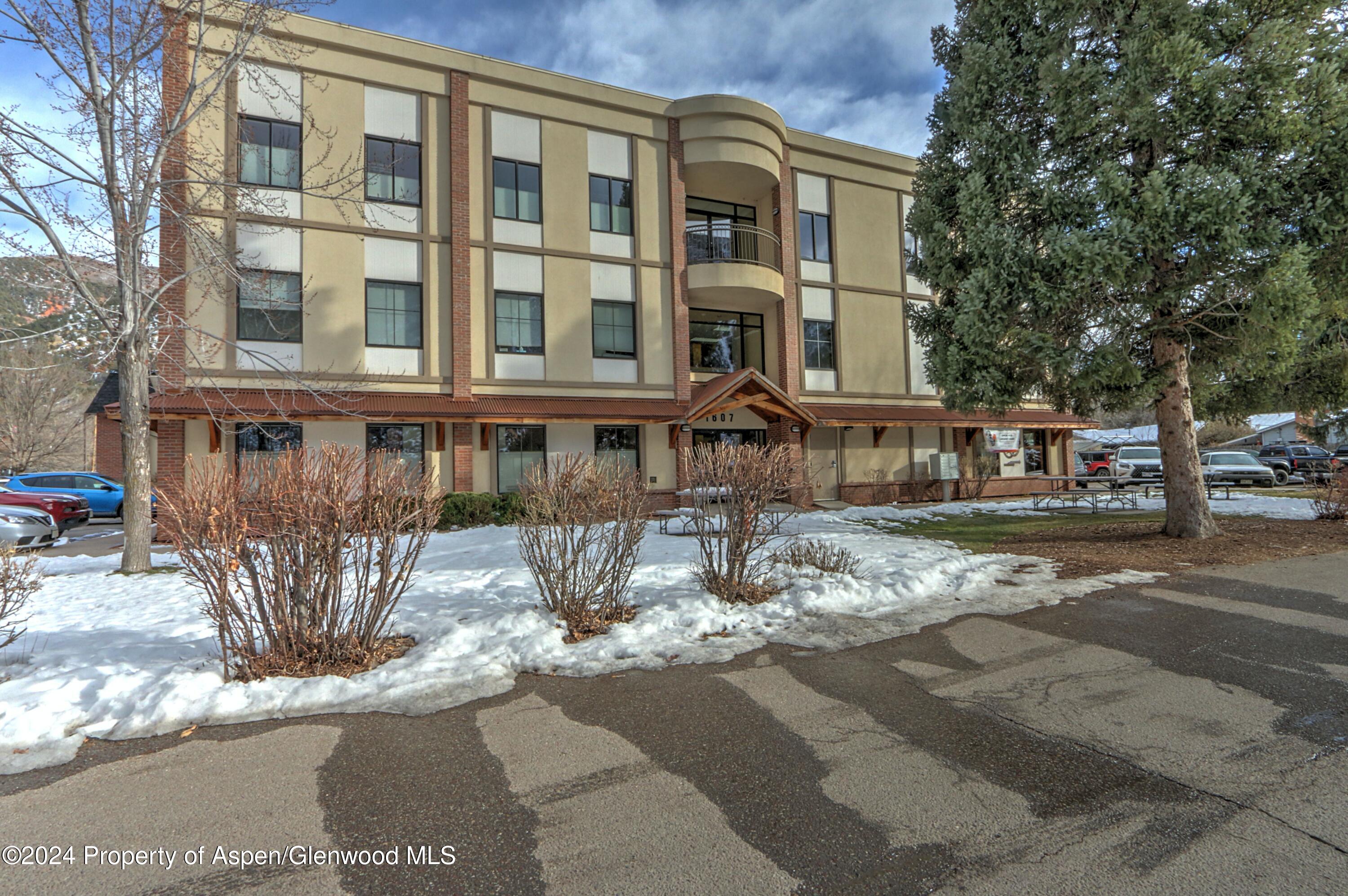 1607 Grand Avenue Glenwood Springs CO 81601