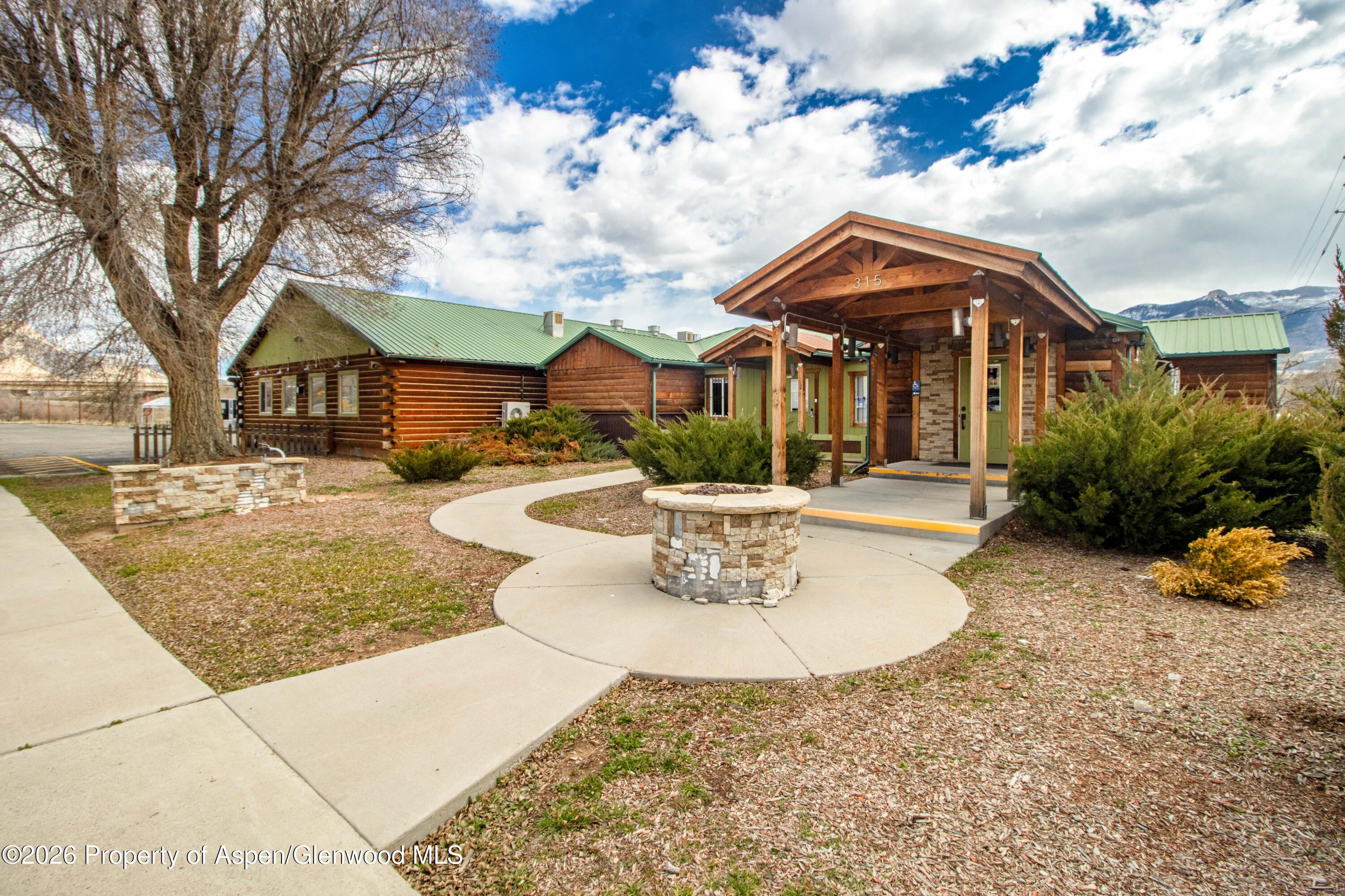 315 E 1st Street Parachute CO 81635