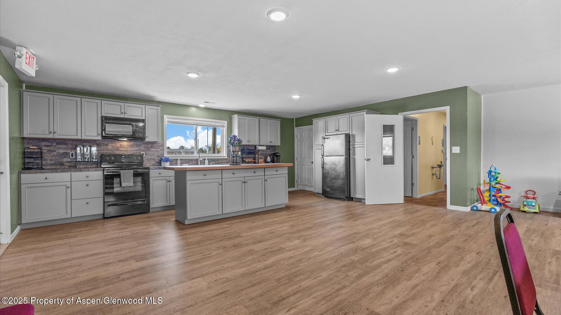 412 32 Road Clifton CO 81520