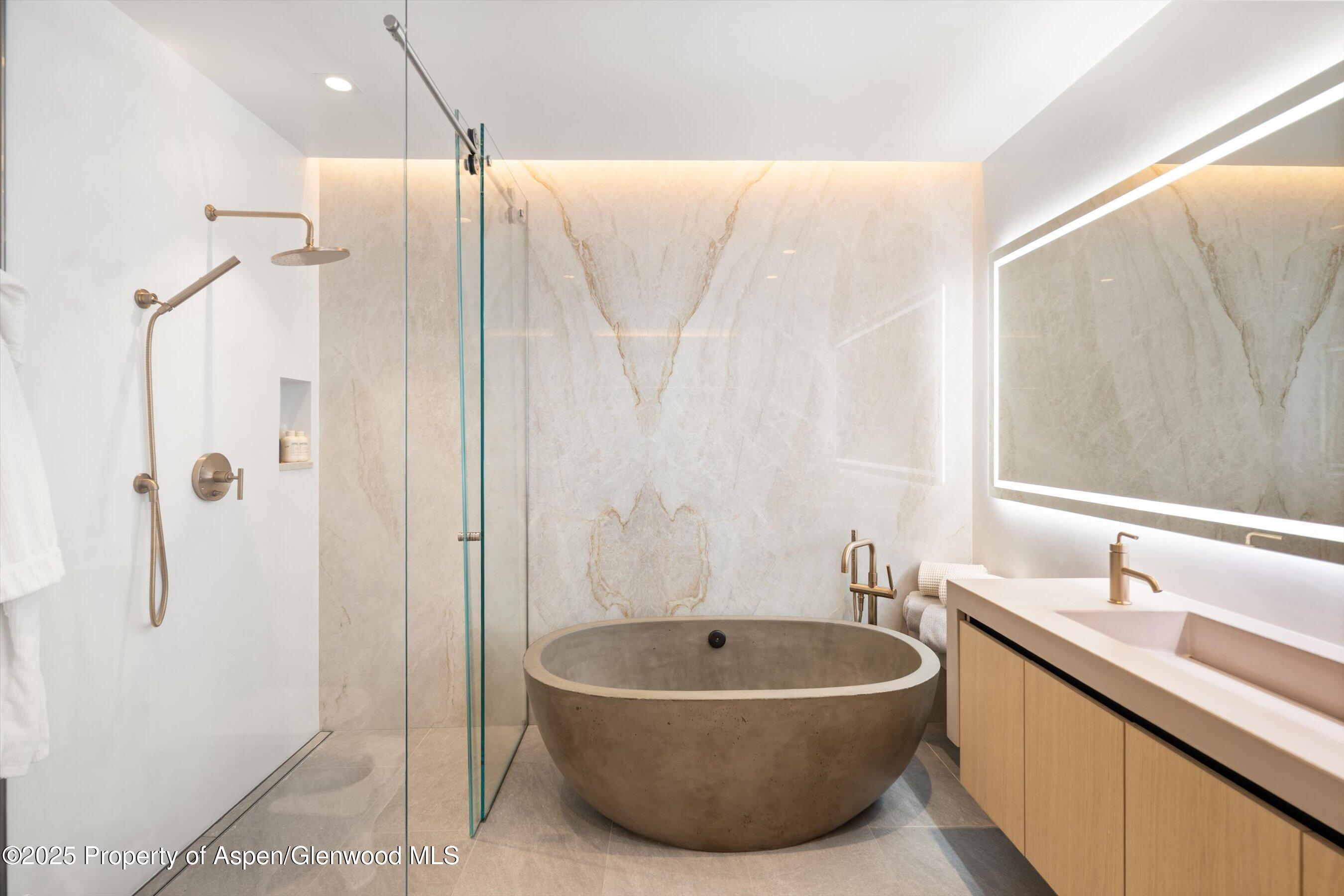 211 W Main Street Aspen CO 81611