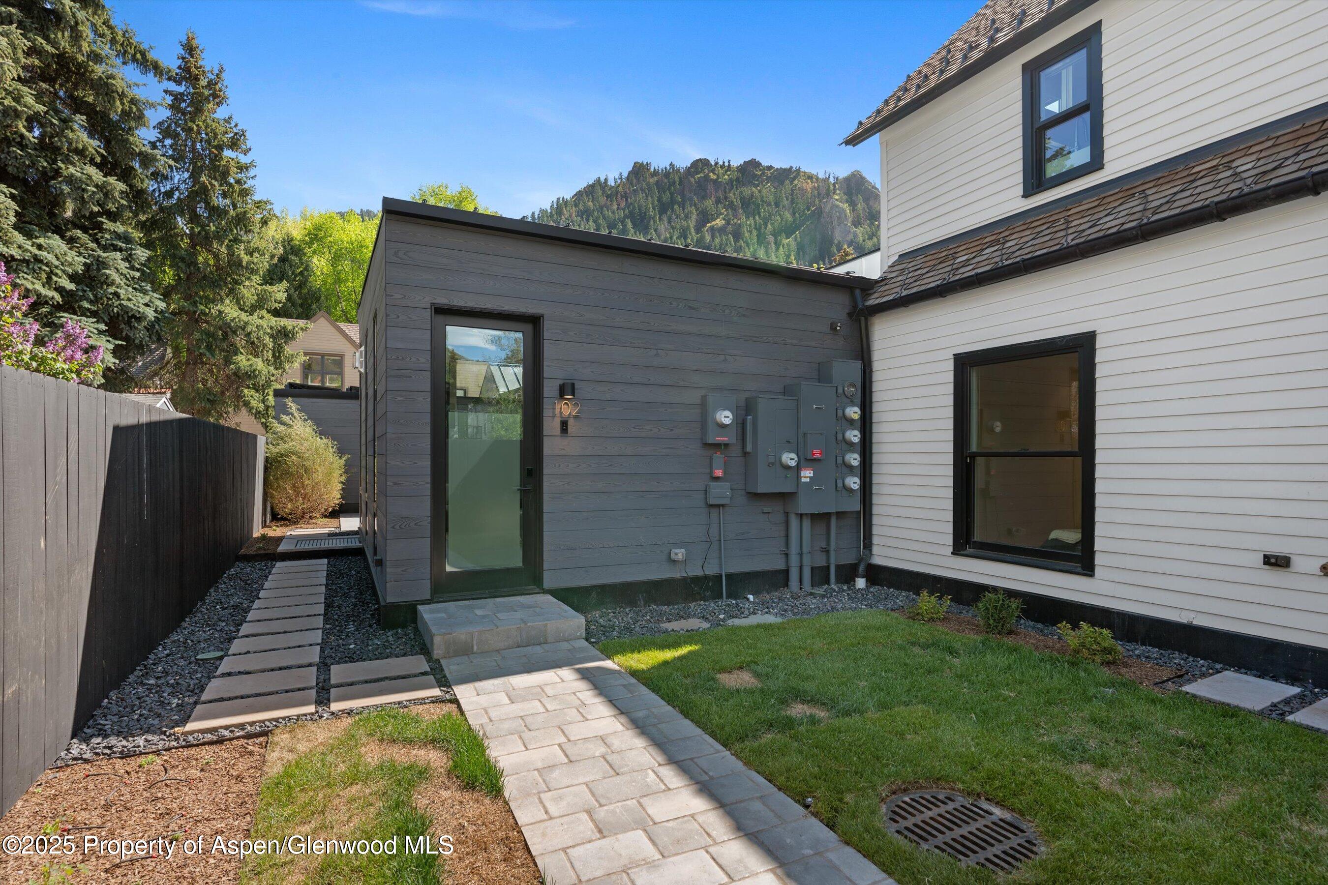 211 W Main Street Aspen CO 81611