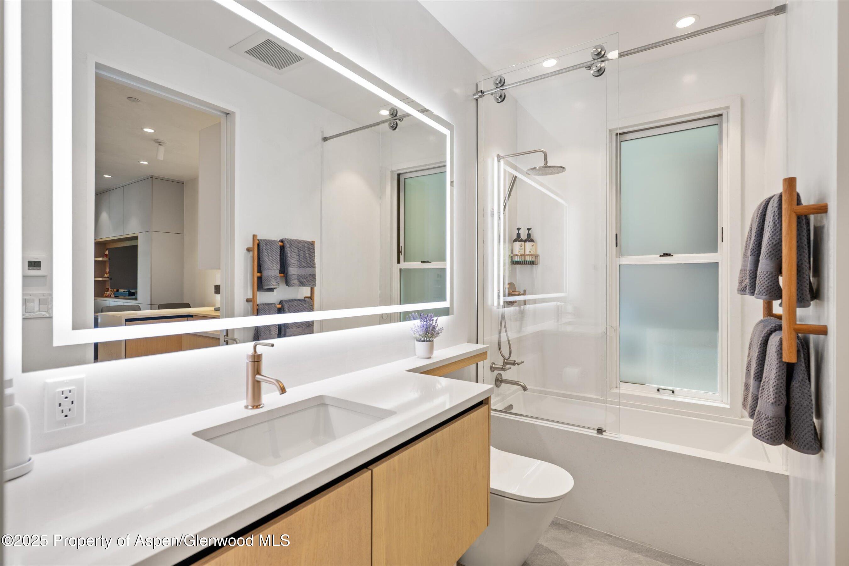 211 W Main Street Aspen CO 81611