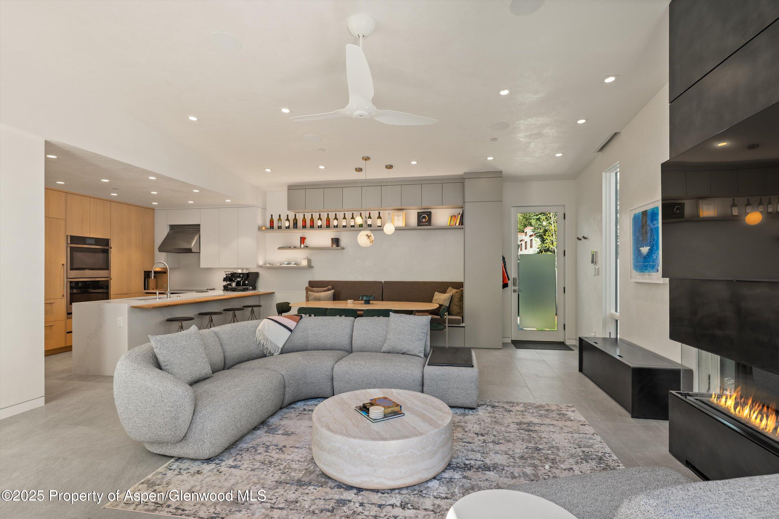 211 W Main Street Aspen CO 81611