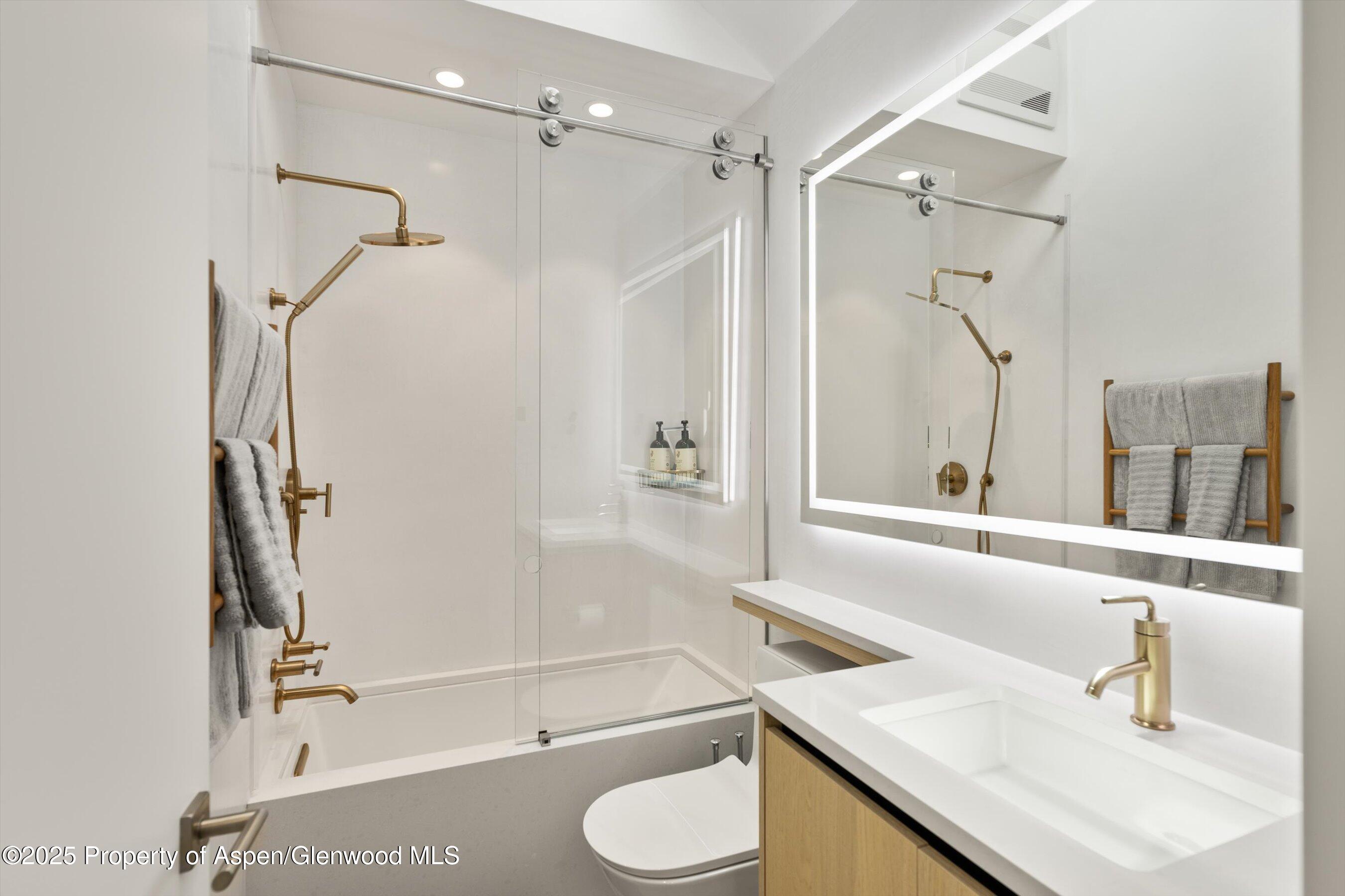 211 W Main Street Aspen CO 81611