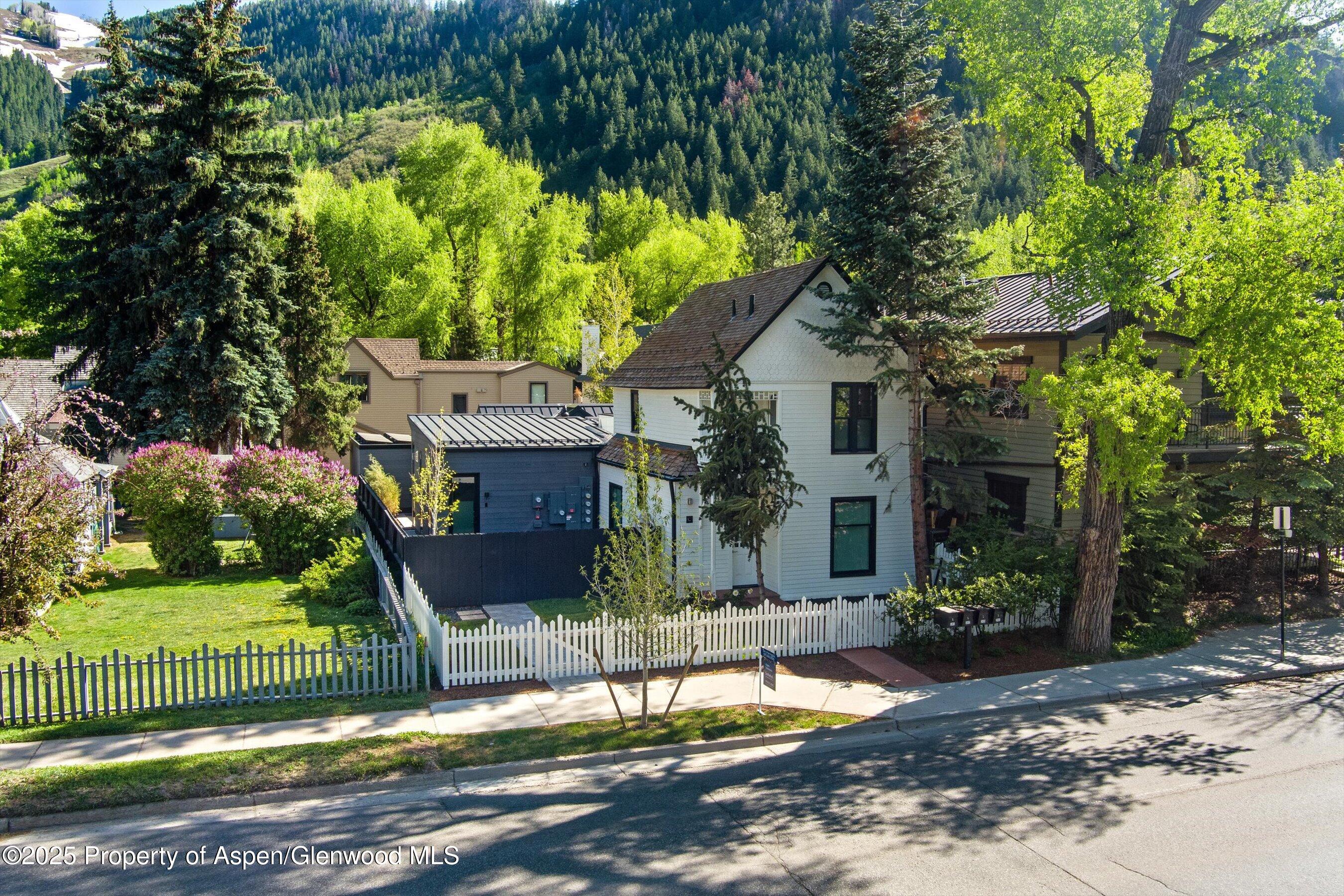 211 W Main Street Aspen CO 81611