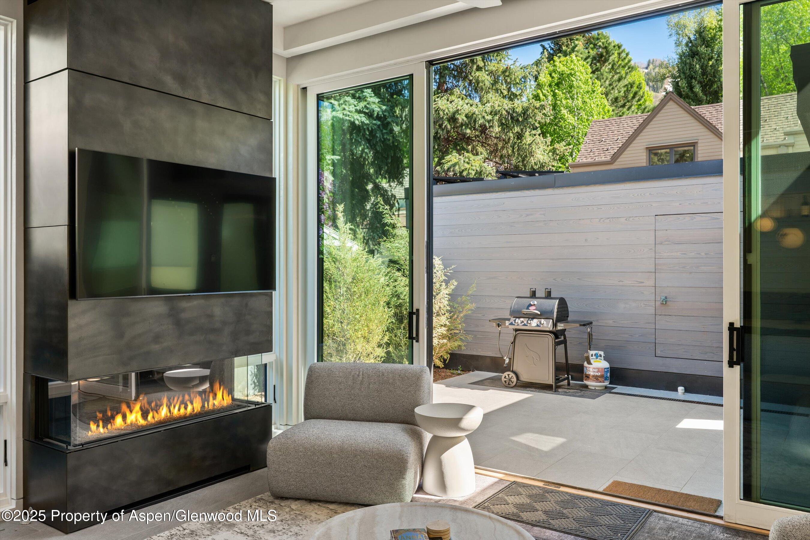 211 W Main Street Aspen CO 81611