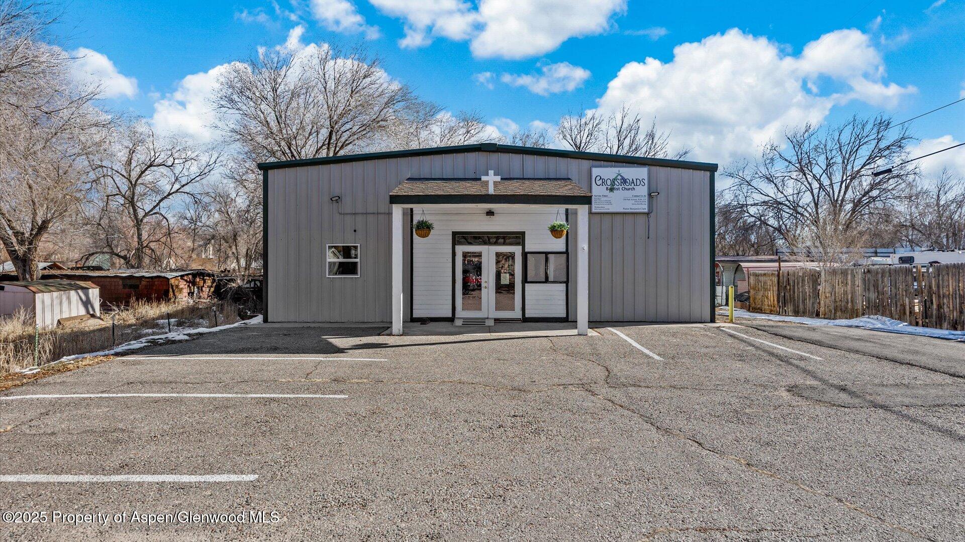 330 Park Avenue Rifle CO 81650