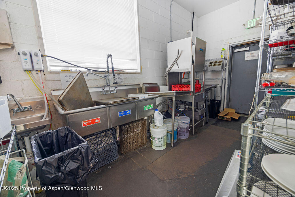 1589 W Victory Way Craig CO 81625