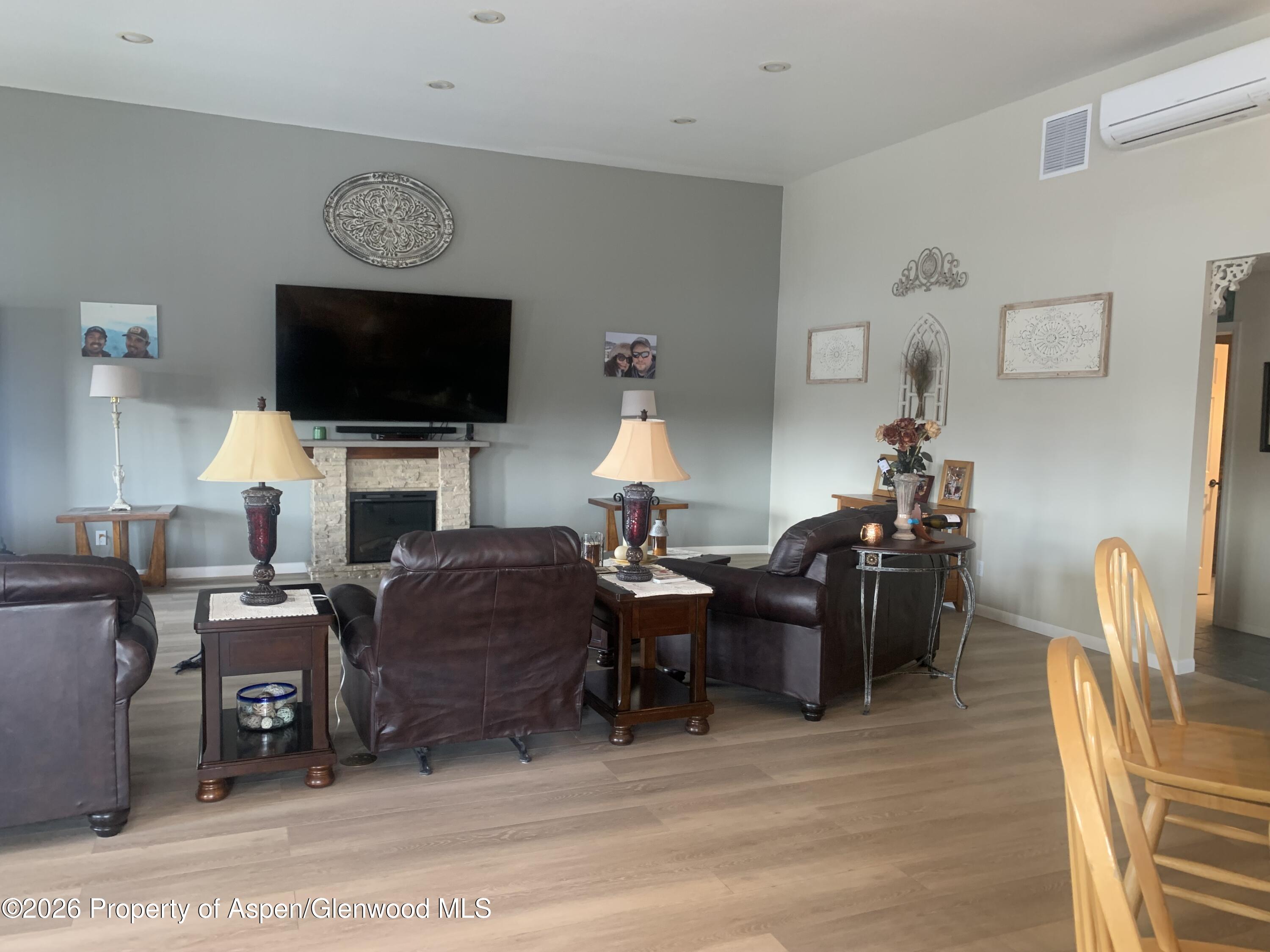 1287 Market Street Meeker CO 81641