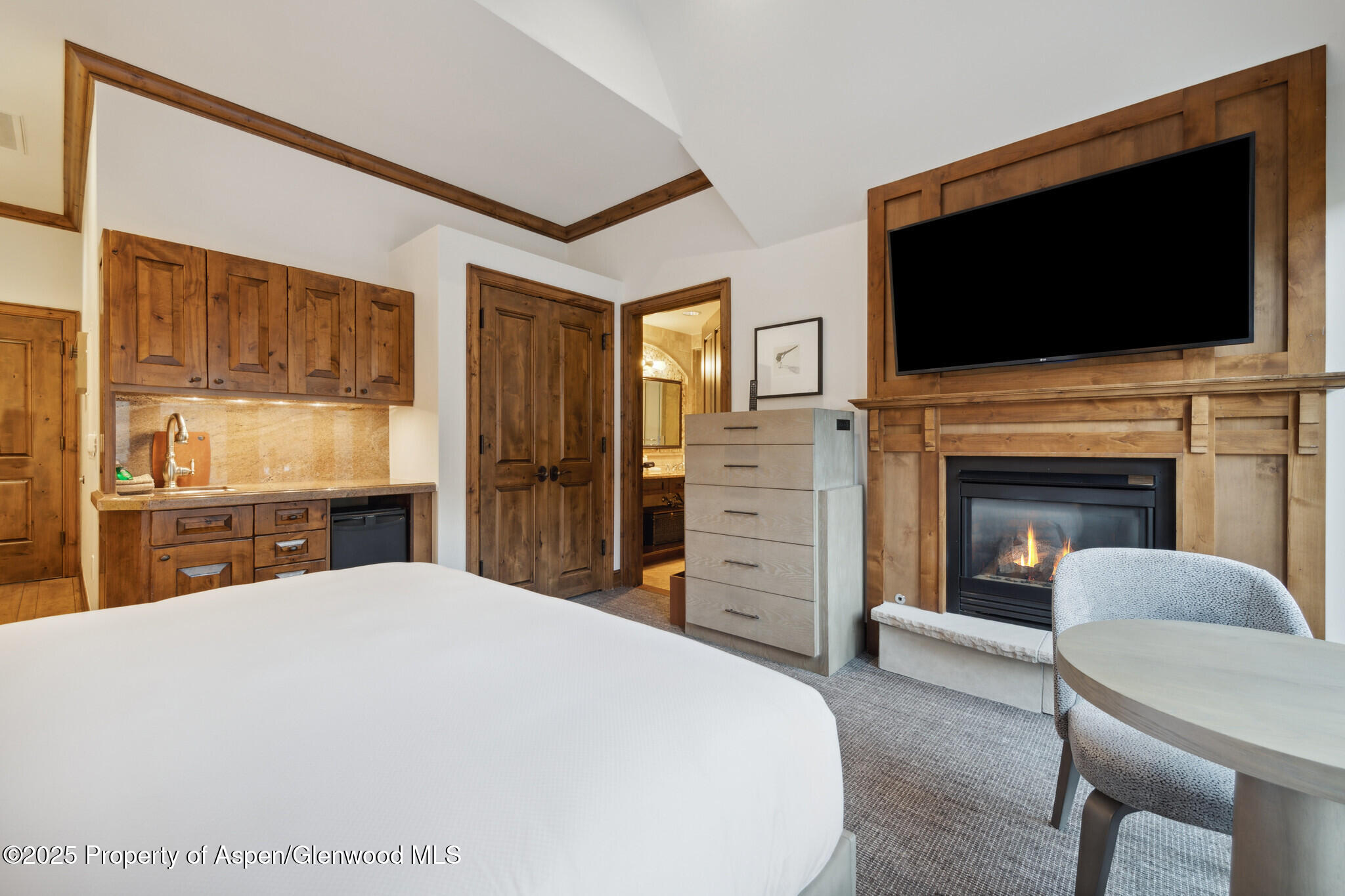 415 E Dean St., Unit 31, Week 11 Aspen CO 81611