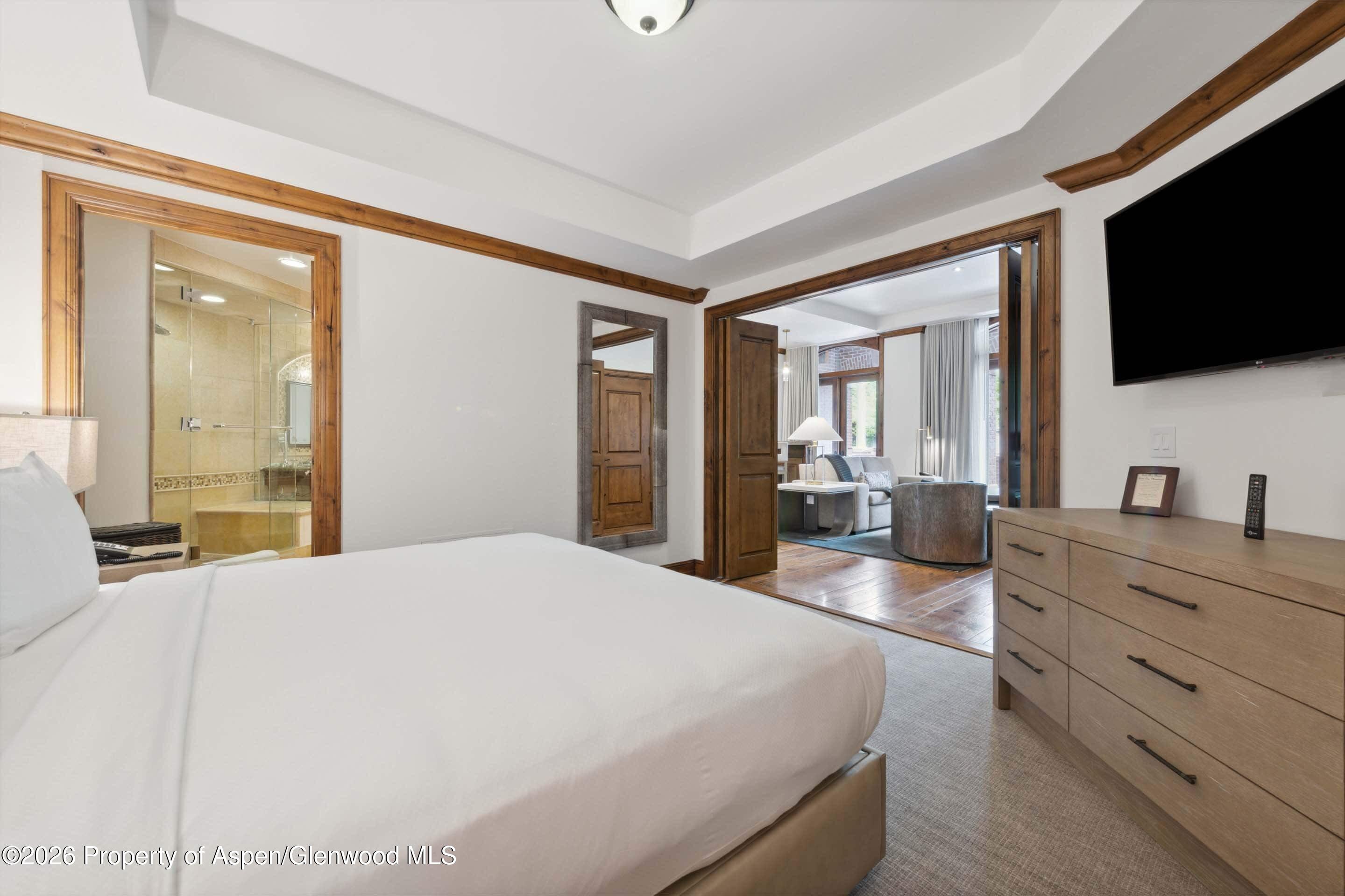 415 E Dean St, Unit 8, Week 12 Aspen CO 81611