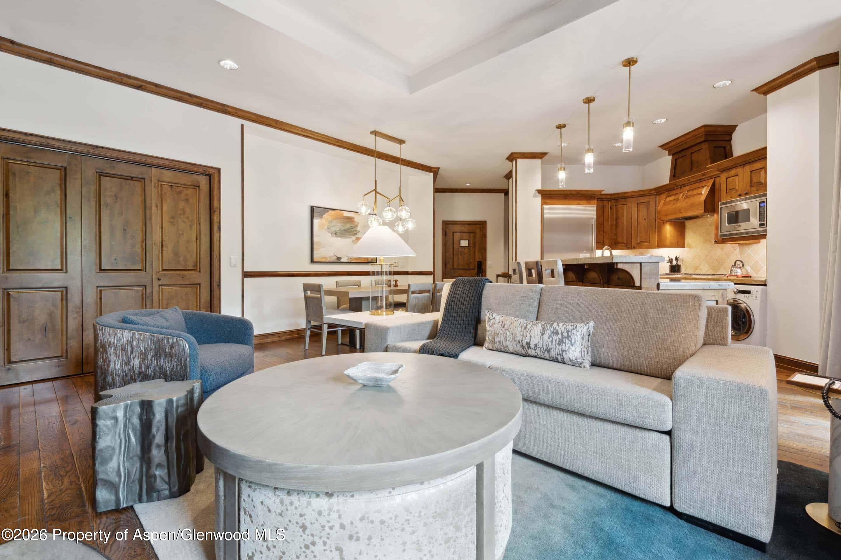 415 E Dean St, Unit 8, Week 12 Aspen CO 81611