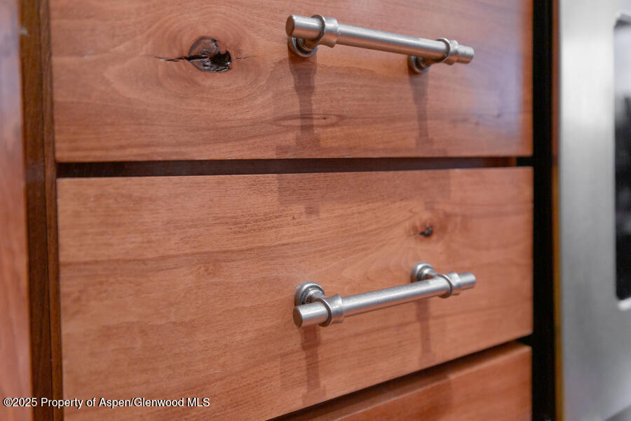 725 E Main Street Aspen CO 81611