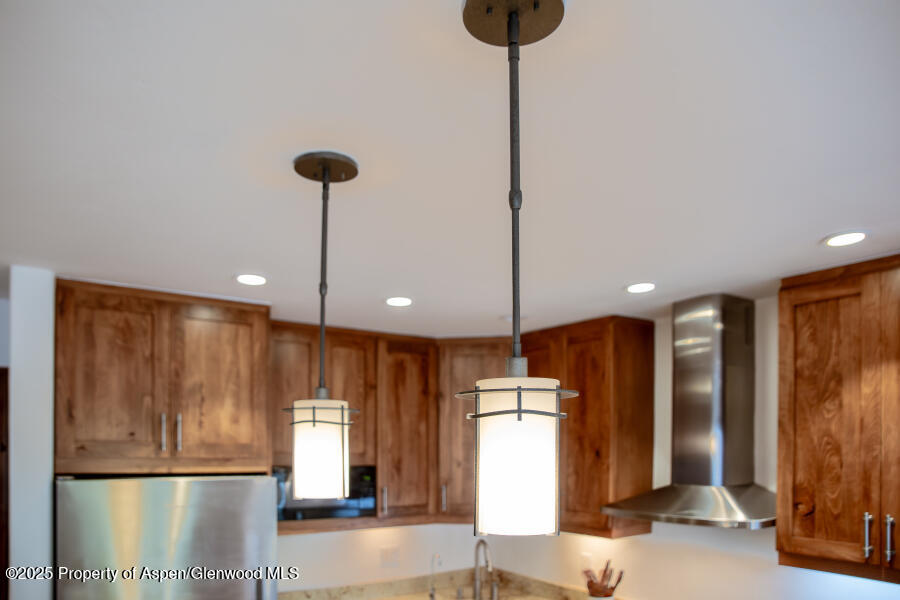 725 E Main Street Aspen CO 81611