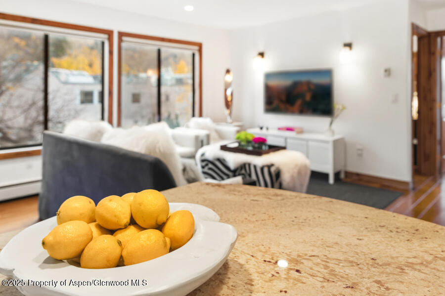 725 E Main Street Aspen CO 81611