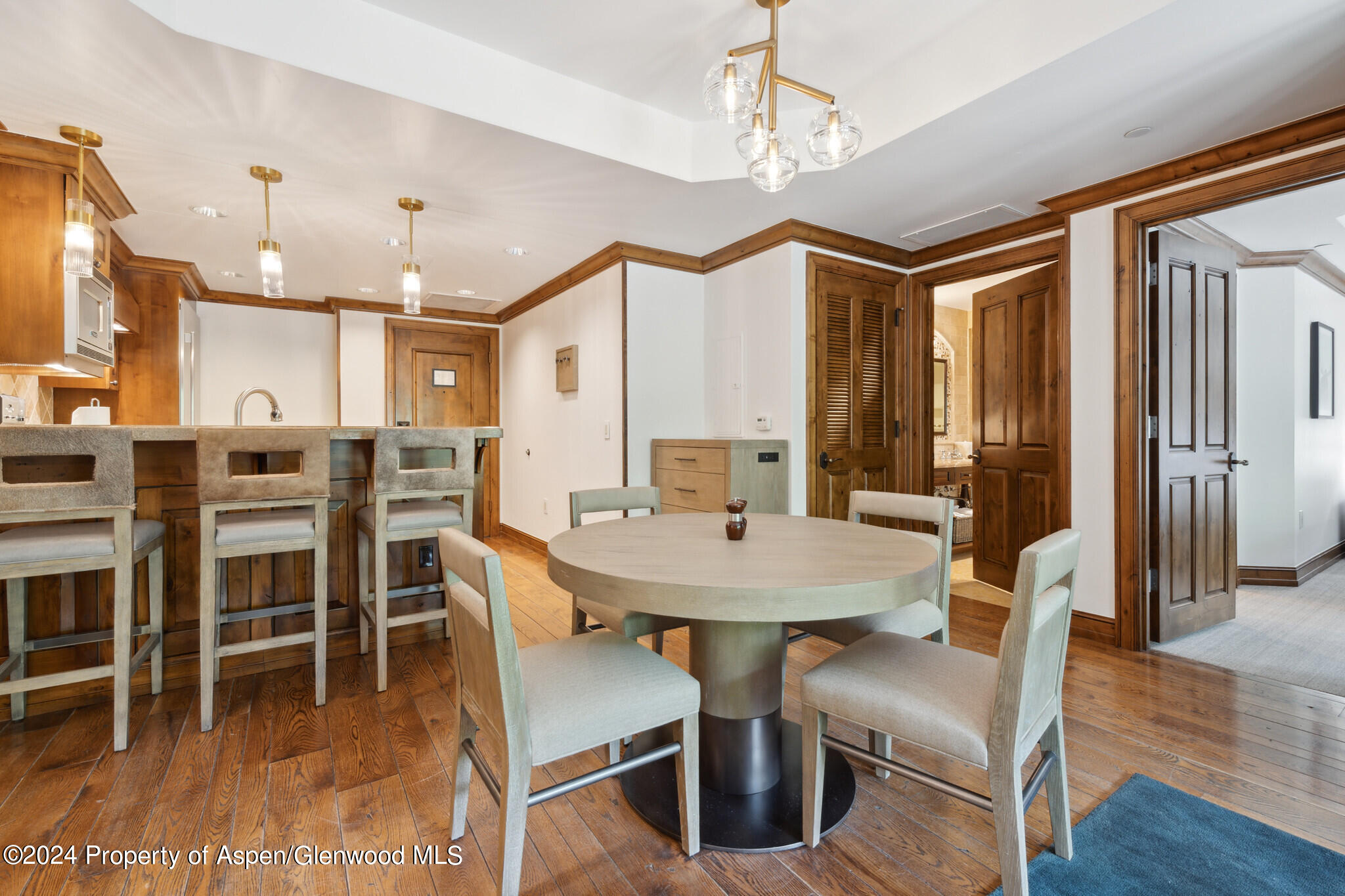 415 E Dean St, Unit 18, Week 27 Aspen CO 81611