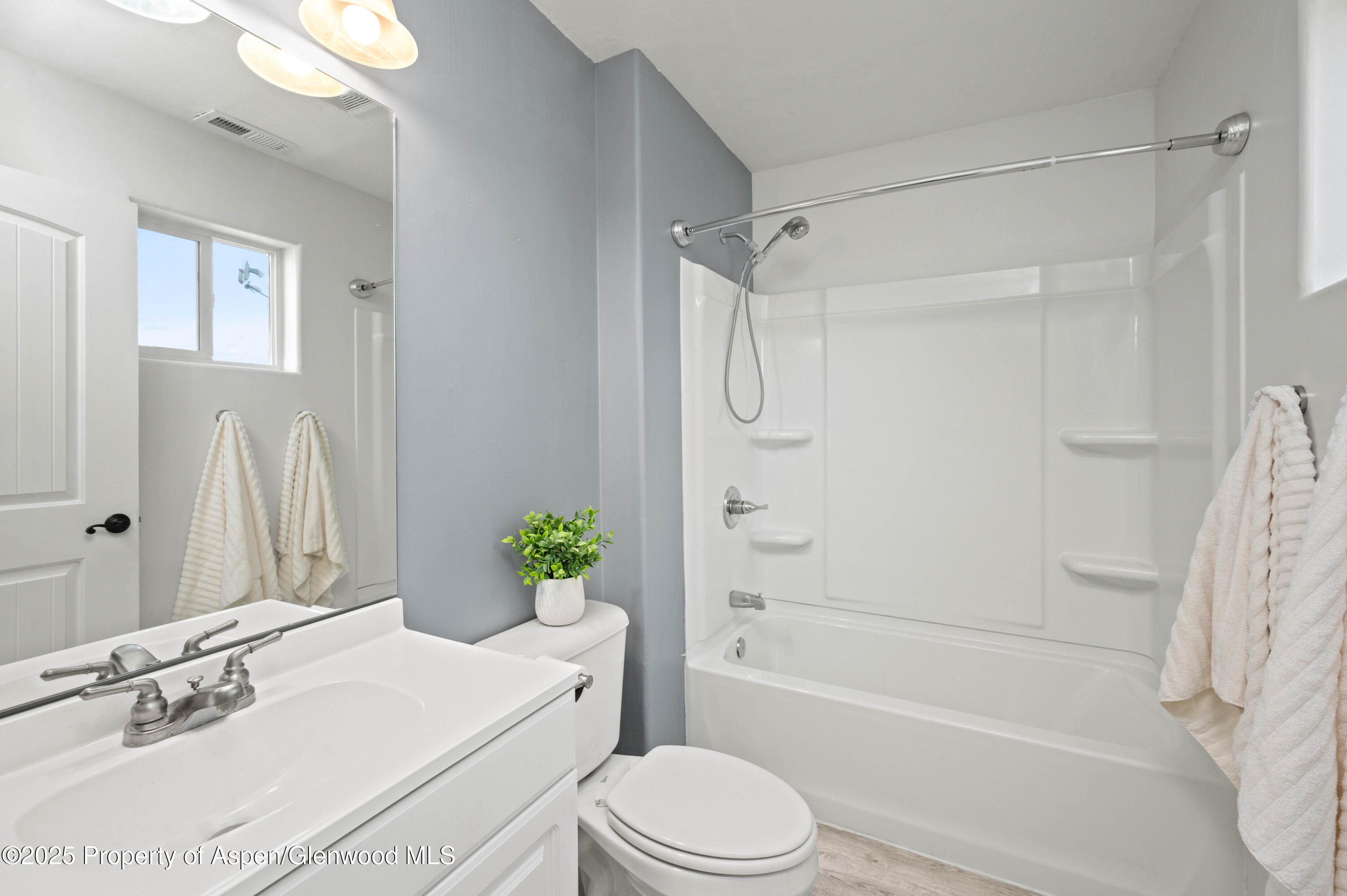 148 W 26th Street Rifle CO 81650