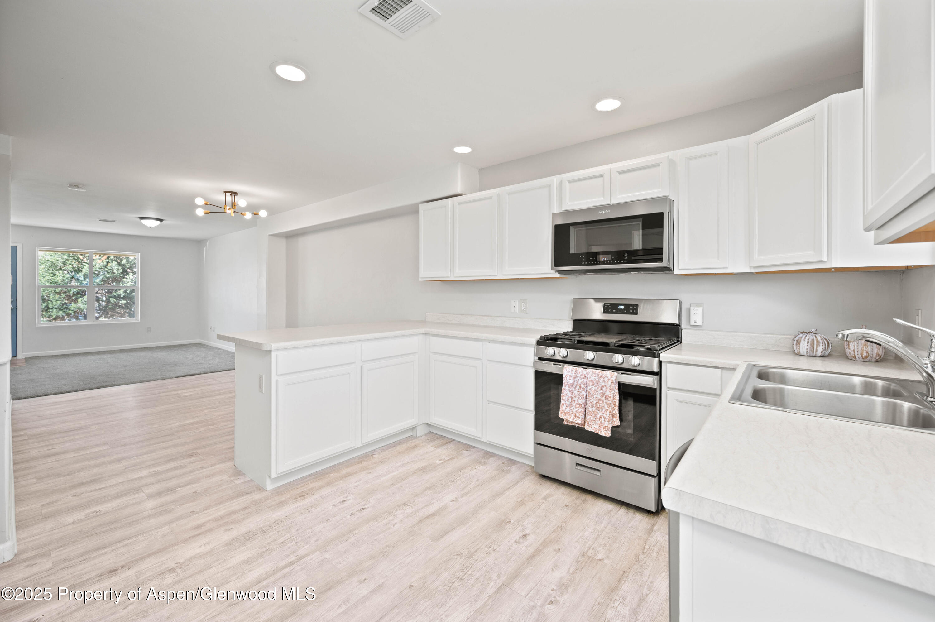 148 W 26th Street Rifle CO 81650